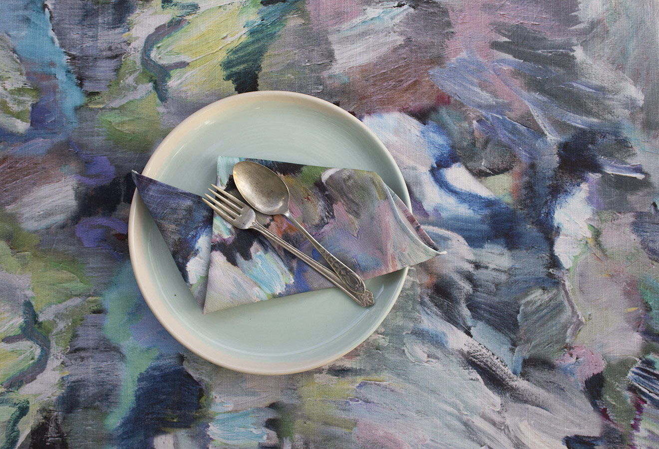 TABLEWEAR