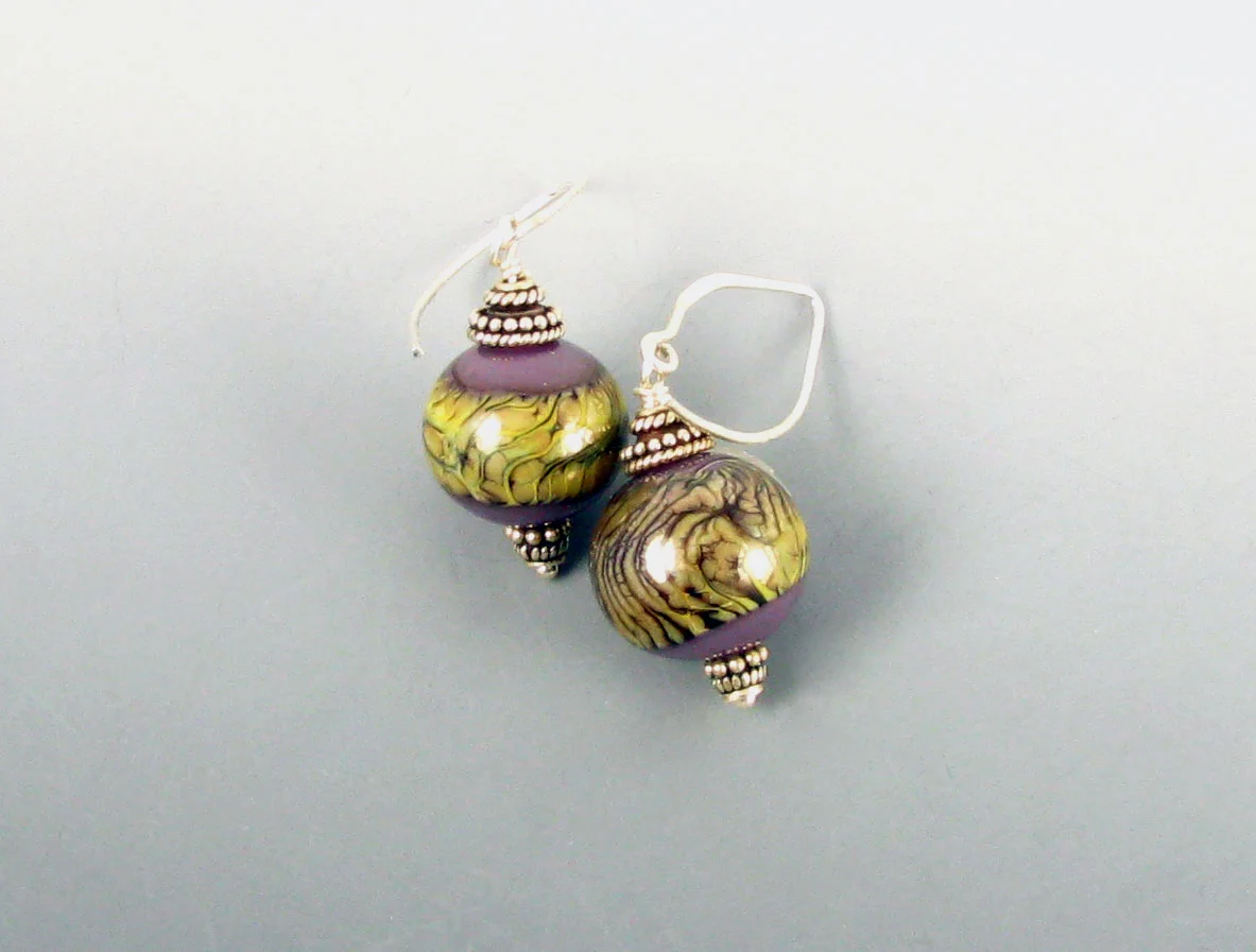 Puple, opal, intense black.jpg
