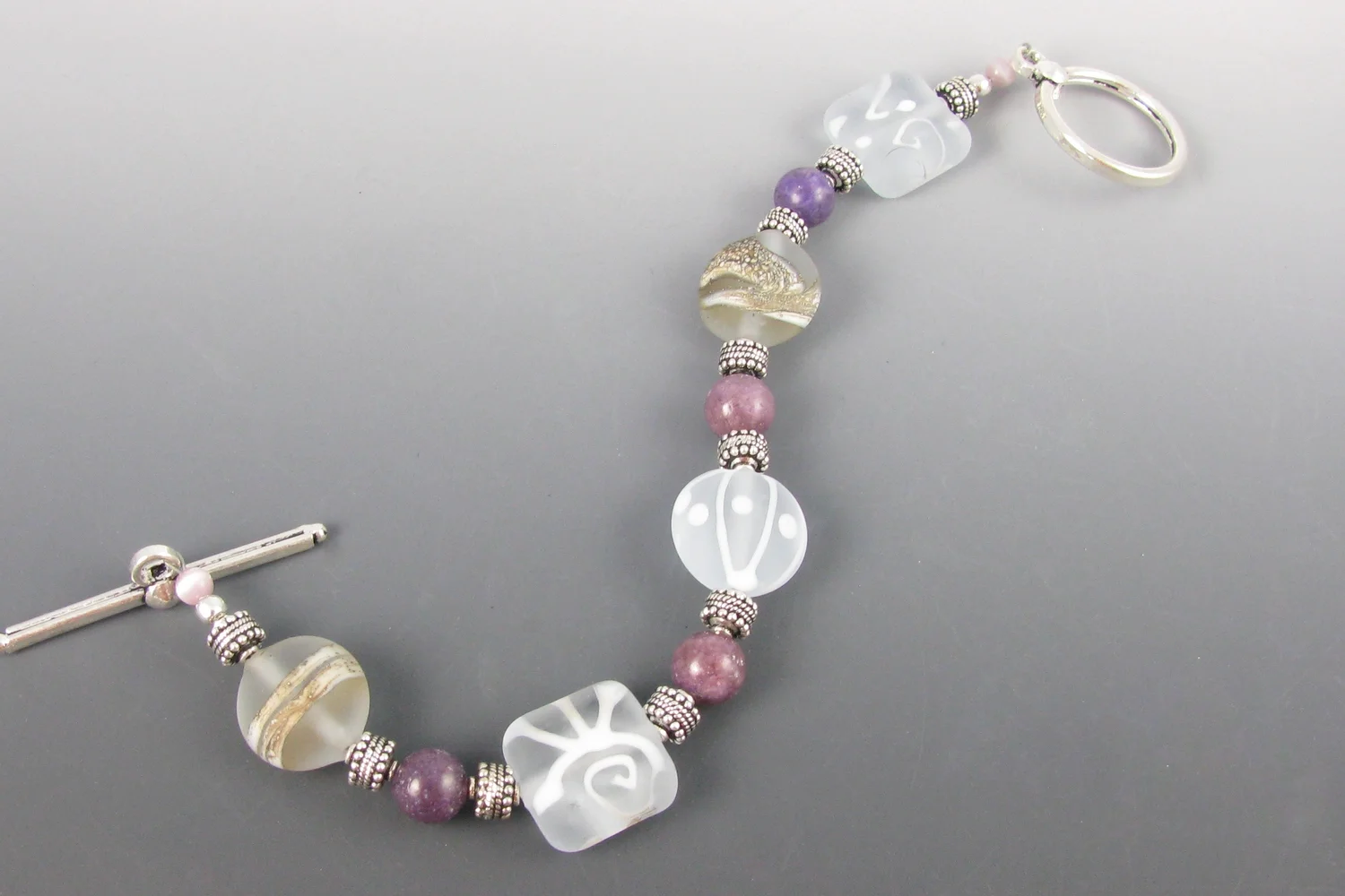 Lavender bracelet.jpg