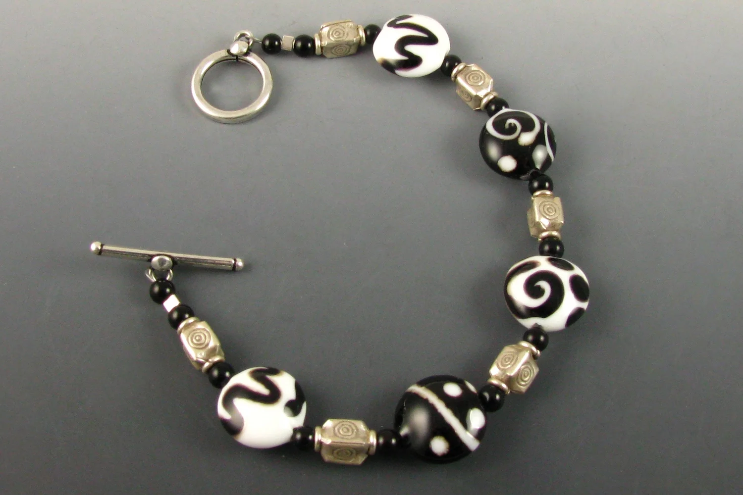 BW bracelet.jpg