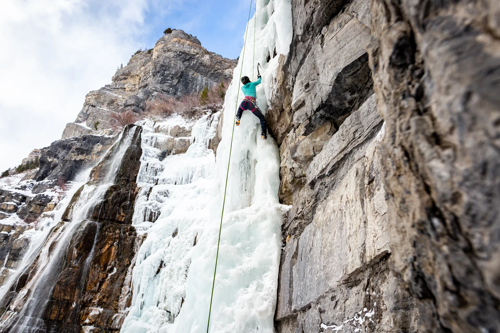 2021_IceClimbing_Provo_SeanRyan-5624.jpg