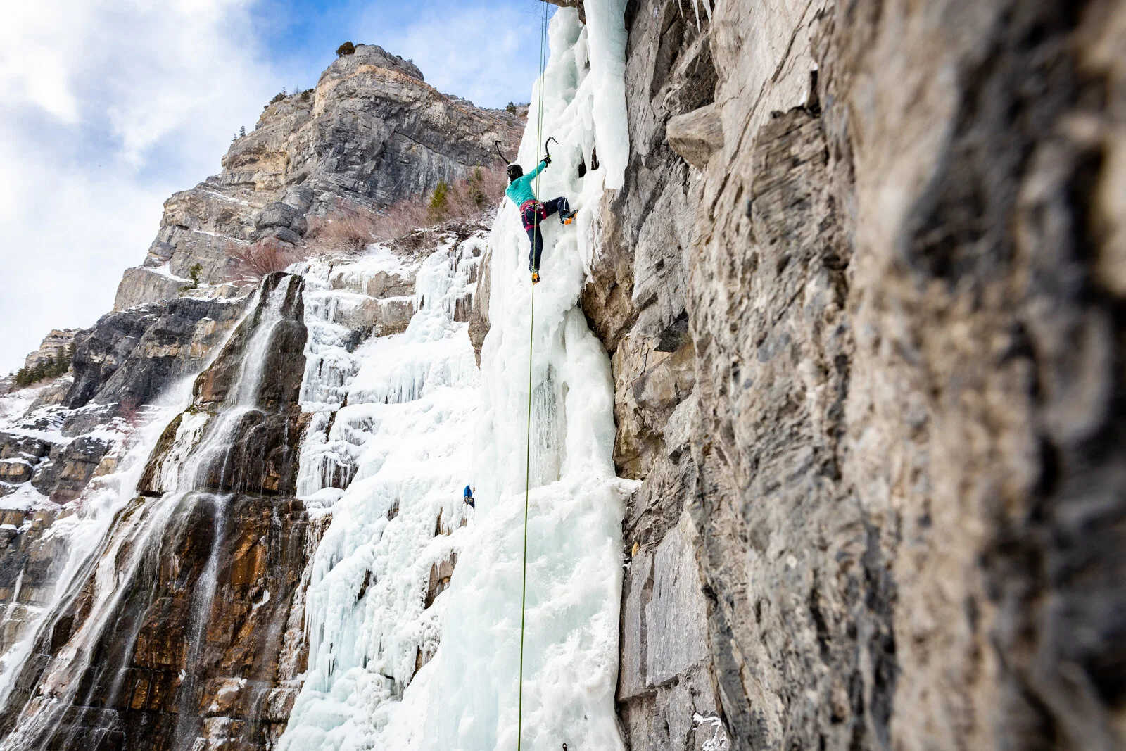 2021_IceClimbing_Provo_SeanRyan-5631.jpg
