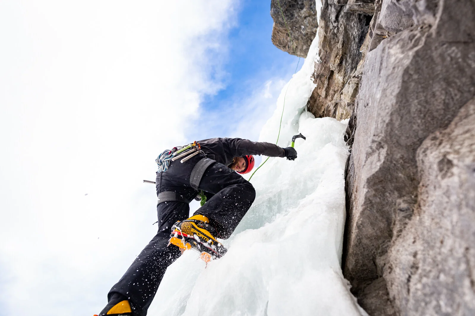 2021_IceClimbing_Provo_SeanRyan-5674.jpg