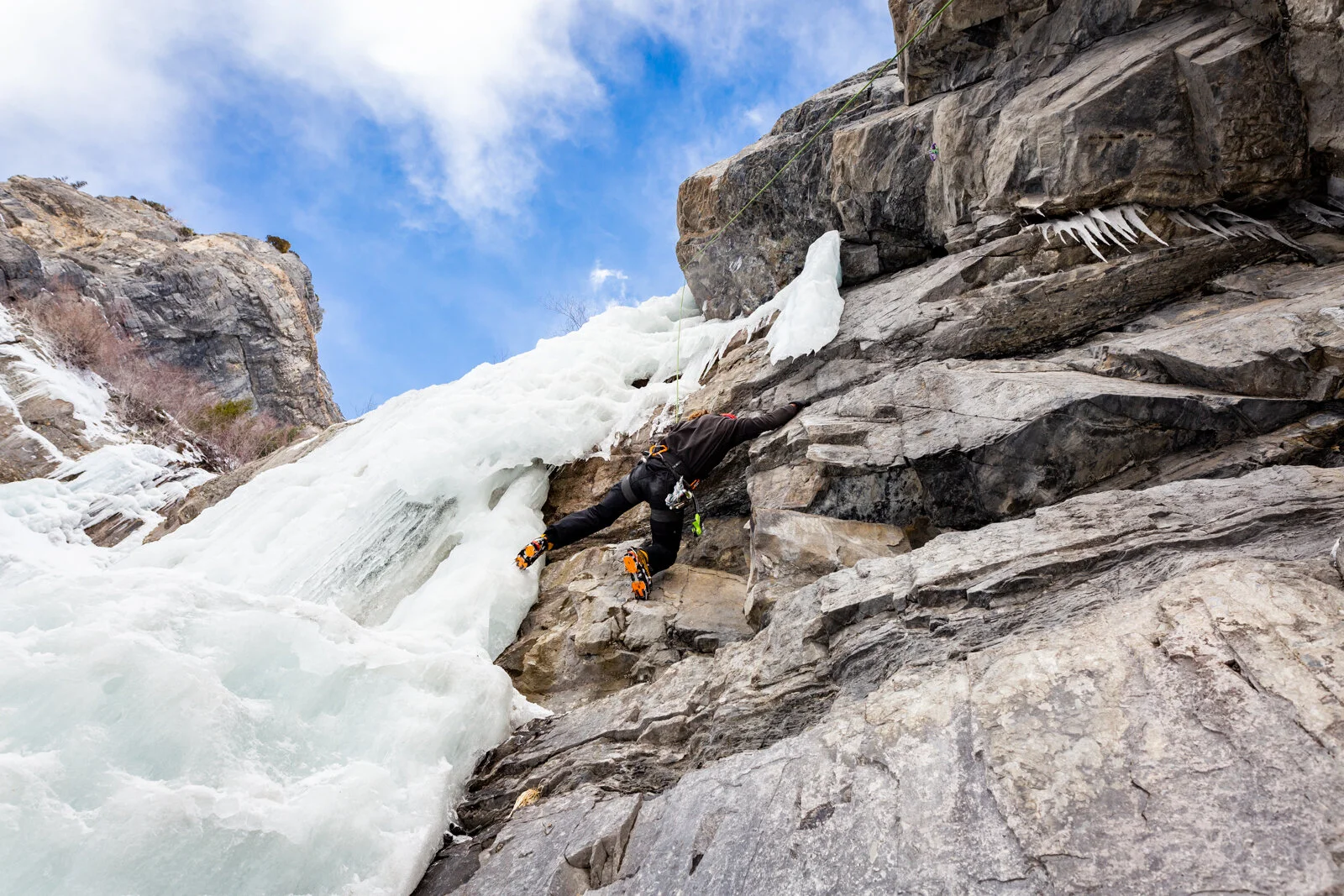 2021_IceClimbing_Provo_SeanRyan-5704.jpg
