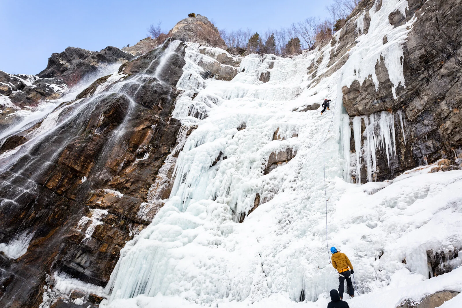 2021_IceClimbing_Provo_SeanRyan-5760.jpg