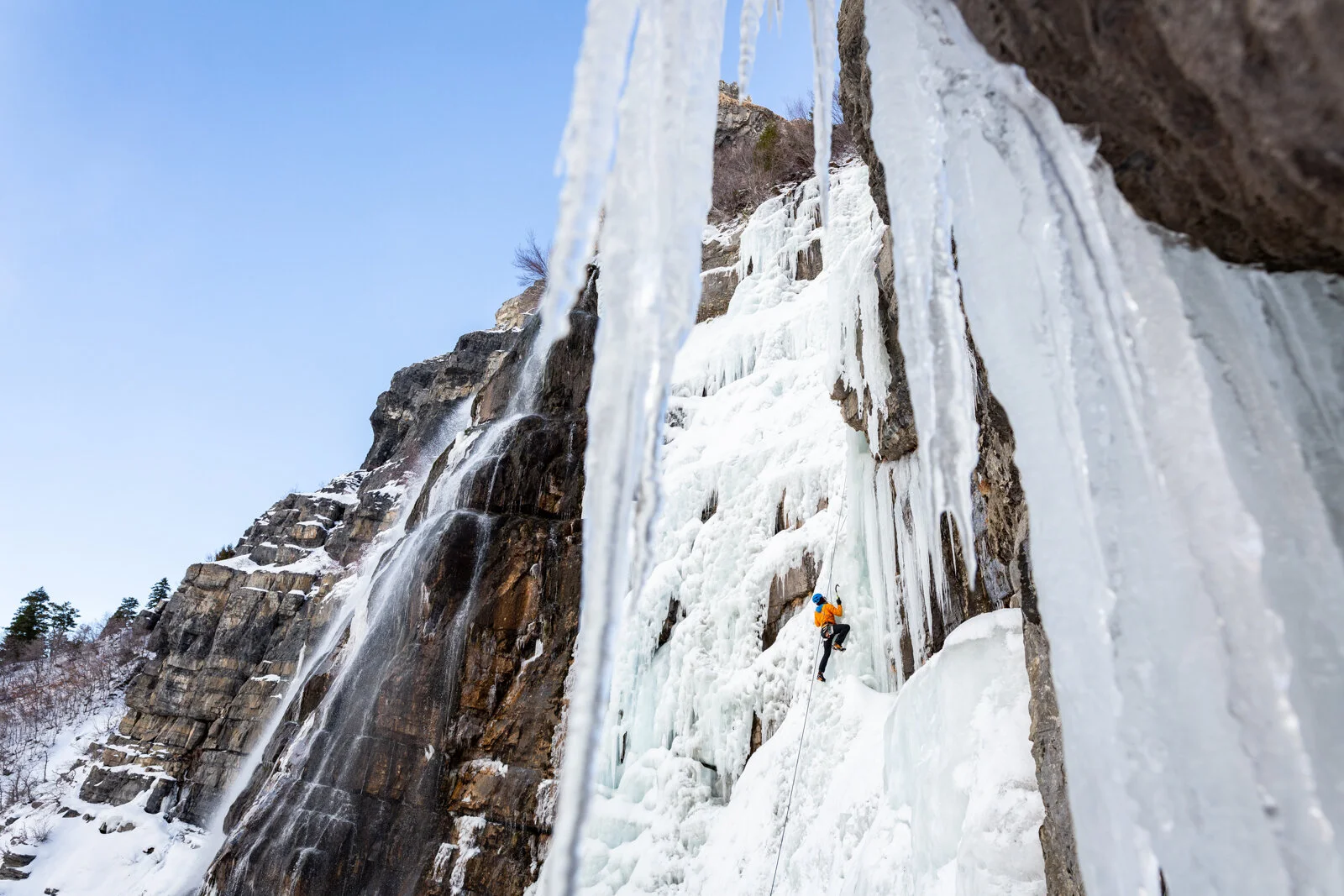 2021_IceClimbing_Provo_SeanRyan-5815.jpg