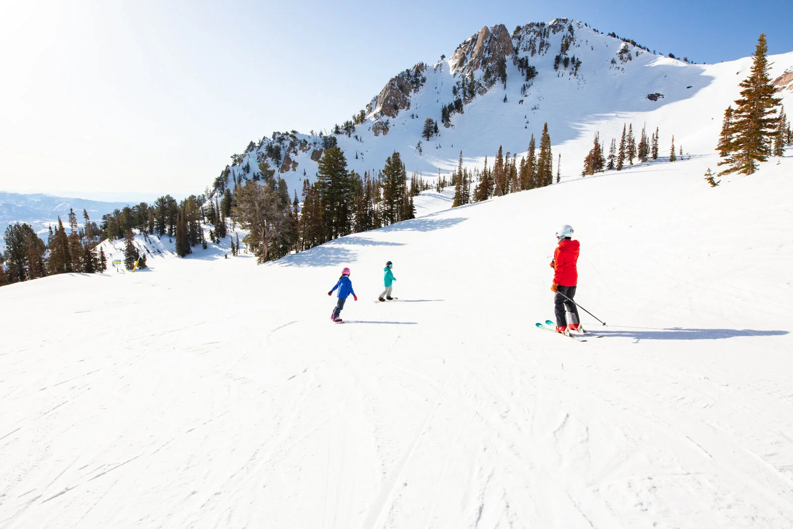 2021_SkiUtah_Snowbasin2_SeanRyan-8158.jpg