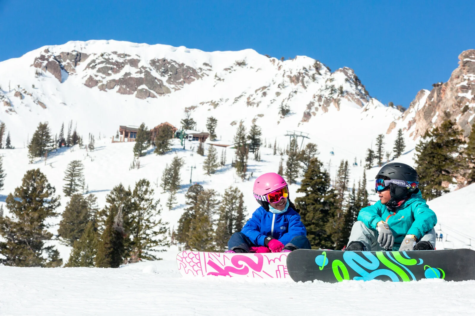 2021_SkiUtah_Snowbasin2_SeanRyan-8753.jpg