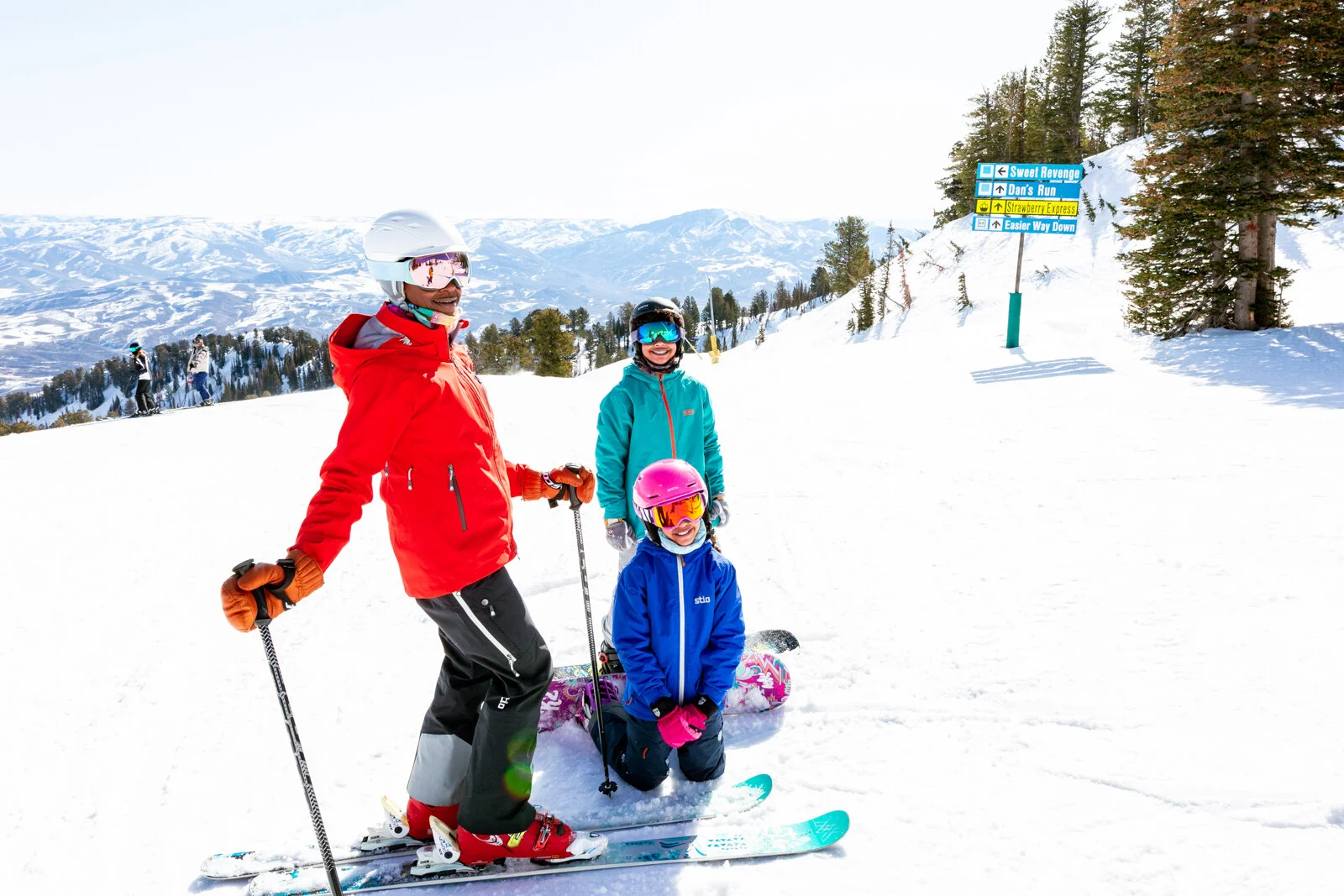 2021_SkiUtah_Snowbasin2_SeanRyan-9034.jpg