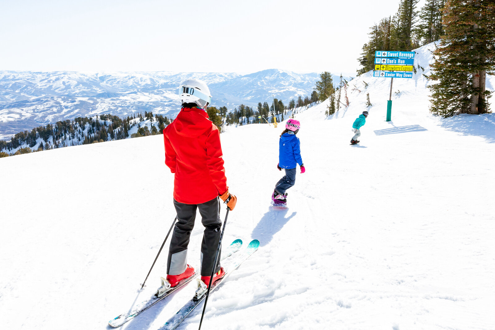 2021_SkiUtah_Snowbasin2_SeanRyan-9044.jpg