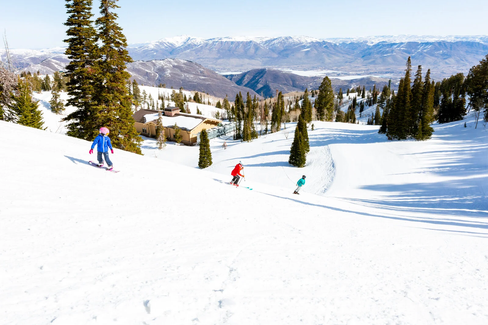 2021_SkiUtah_Snowbasin2_SeanRyan-9189.jpg