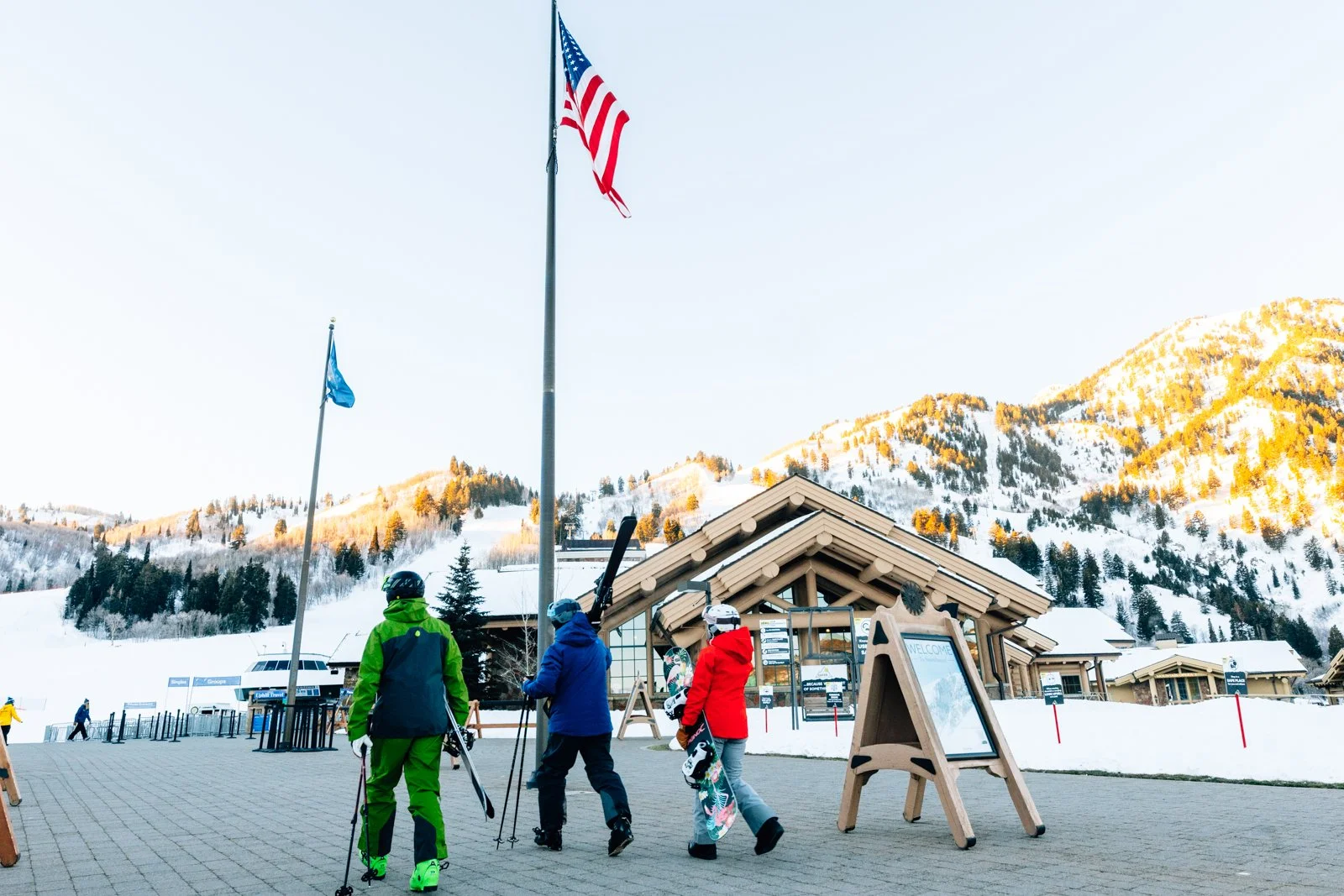 2022_SkiUtahSnowbasin_SeanRyan-4129.jpg