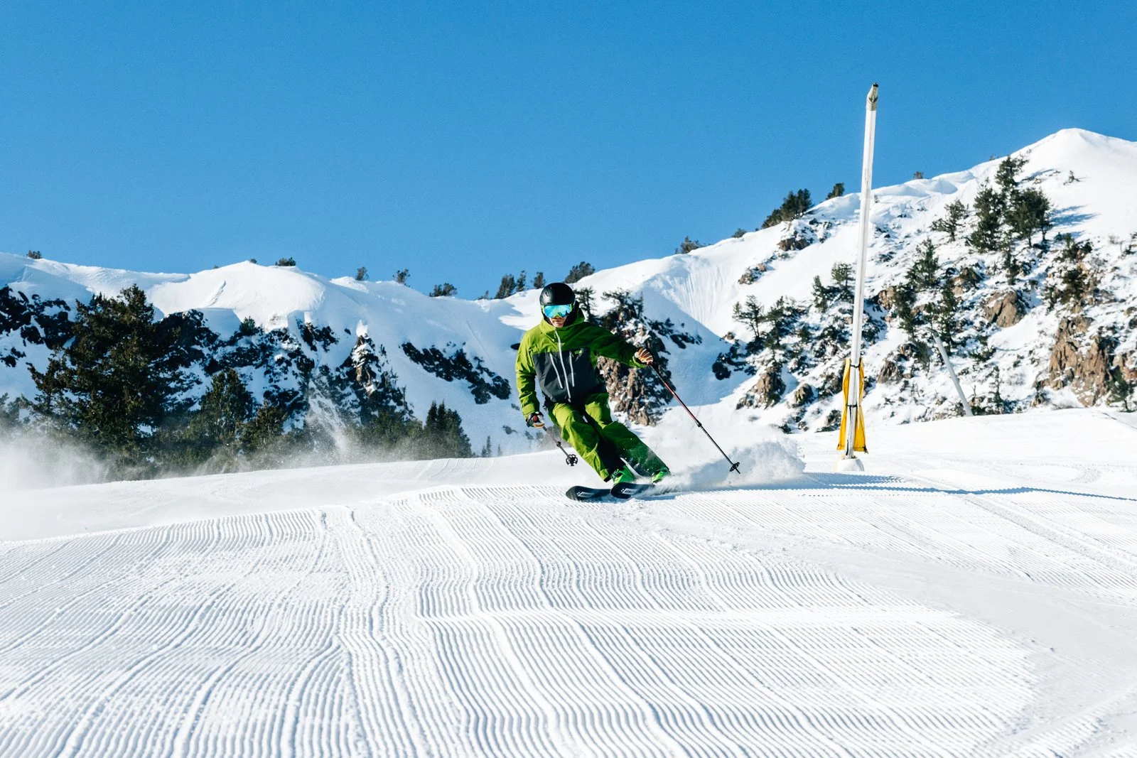 2022_SkiUtahSnowbasin_SeanRyan-5218.jpg