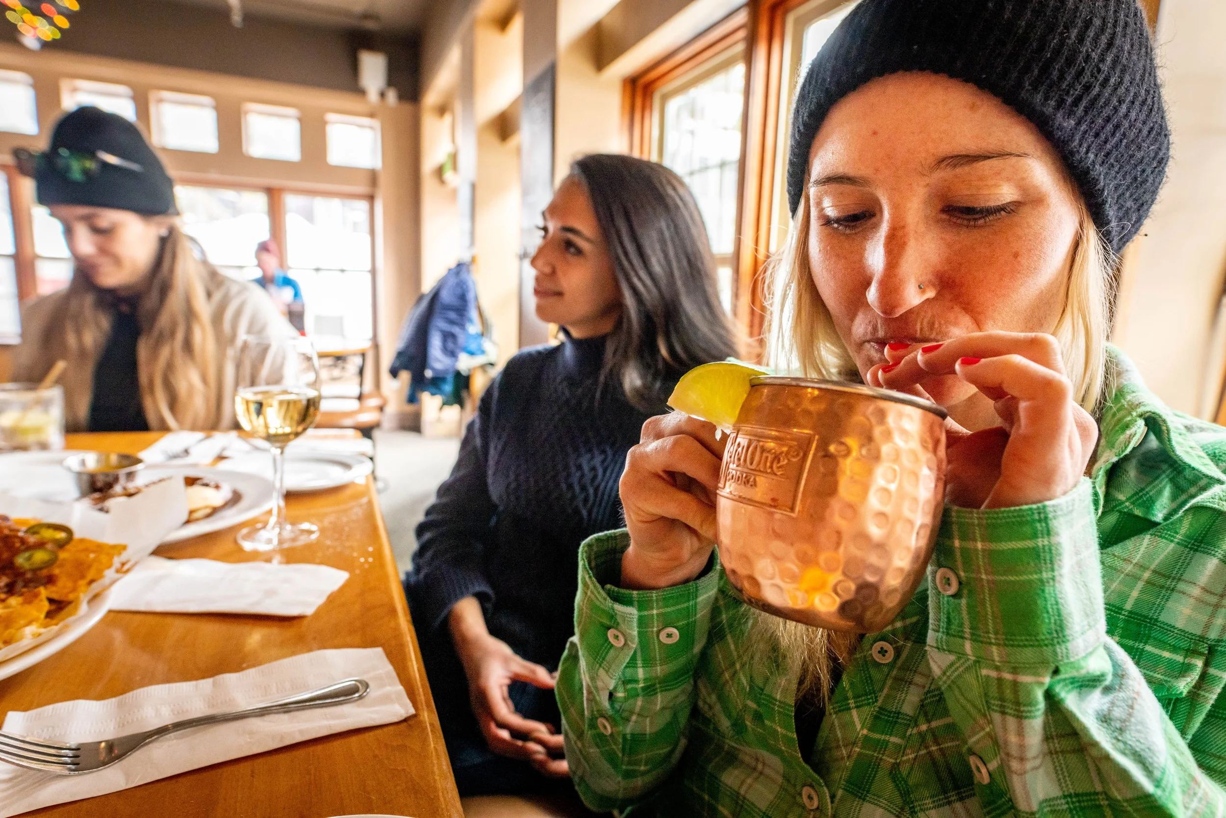 22_SkiUtah_Apres_SeanRyan-1679.jpg