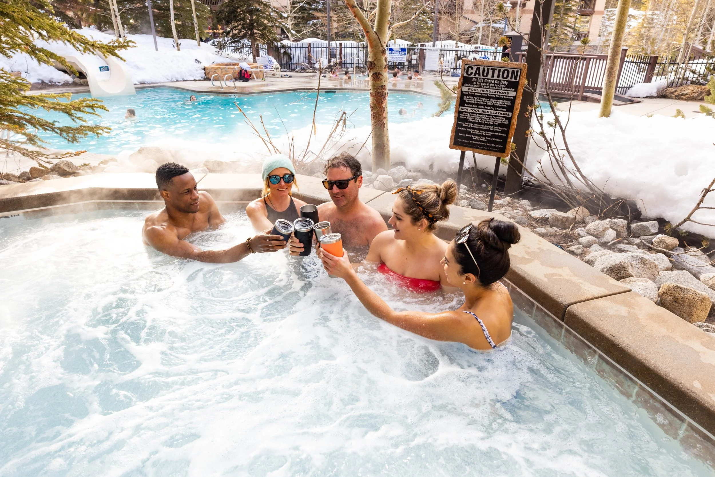 22_SkiUtah_Apres_SeanRyan-3311.jpg