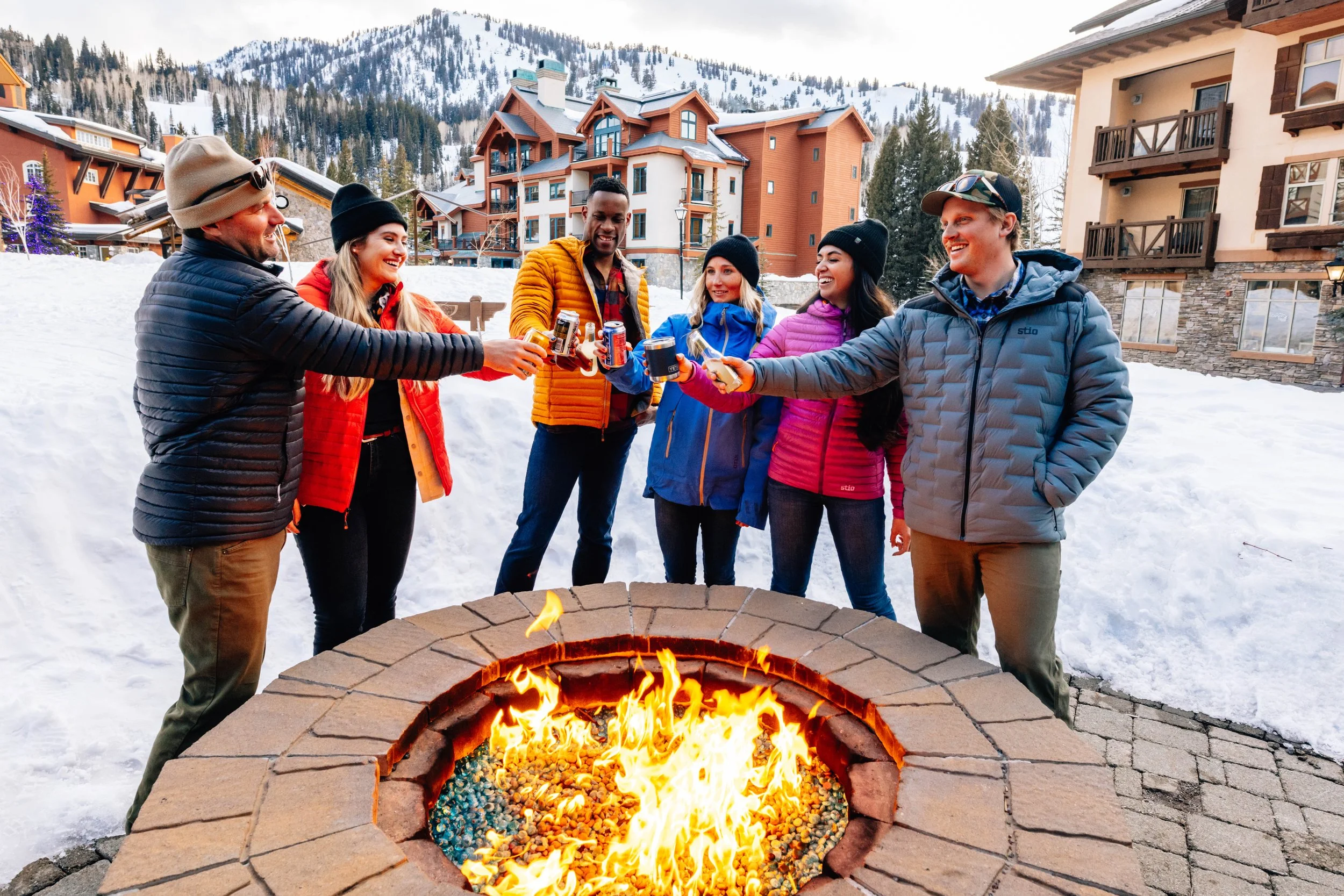 22_SkiUtah_Apres_SeanRyan-3989.jpg