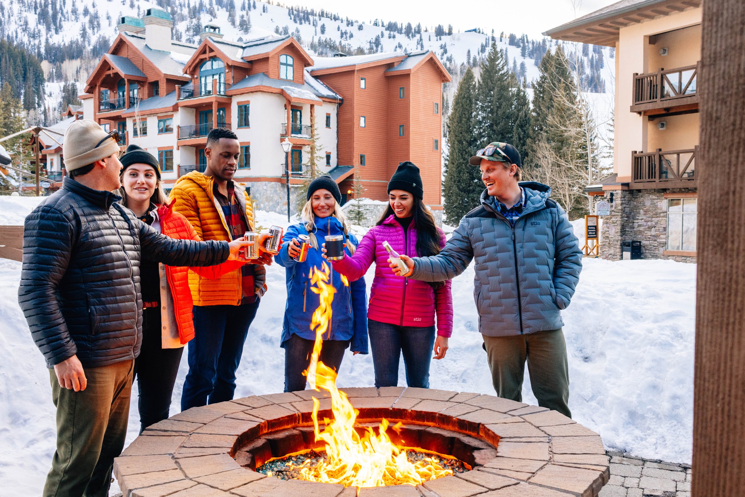 22_SkiUtah_Apres_SeanRyan-4236.jpg