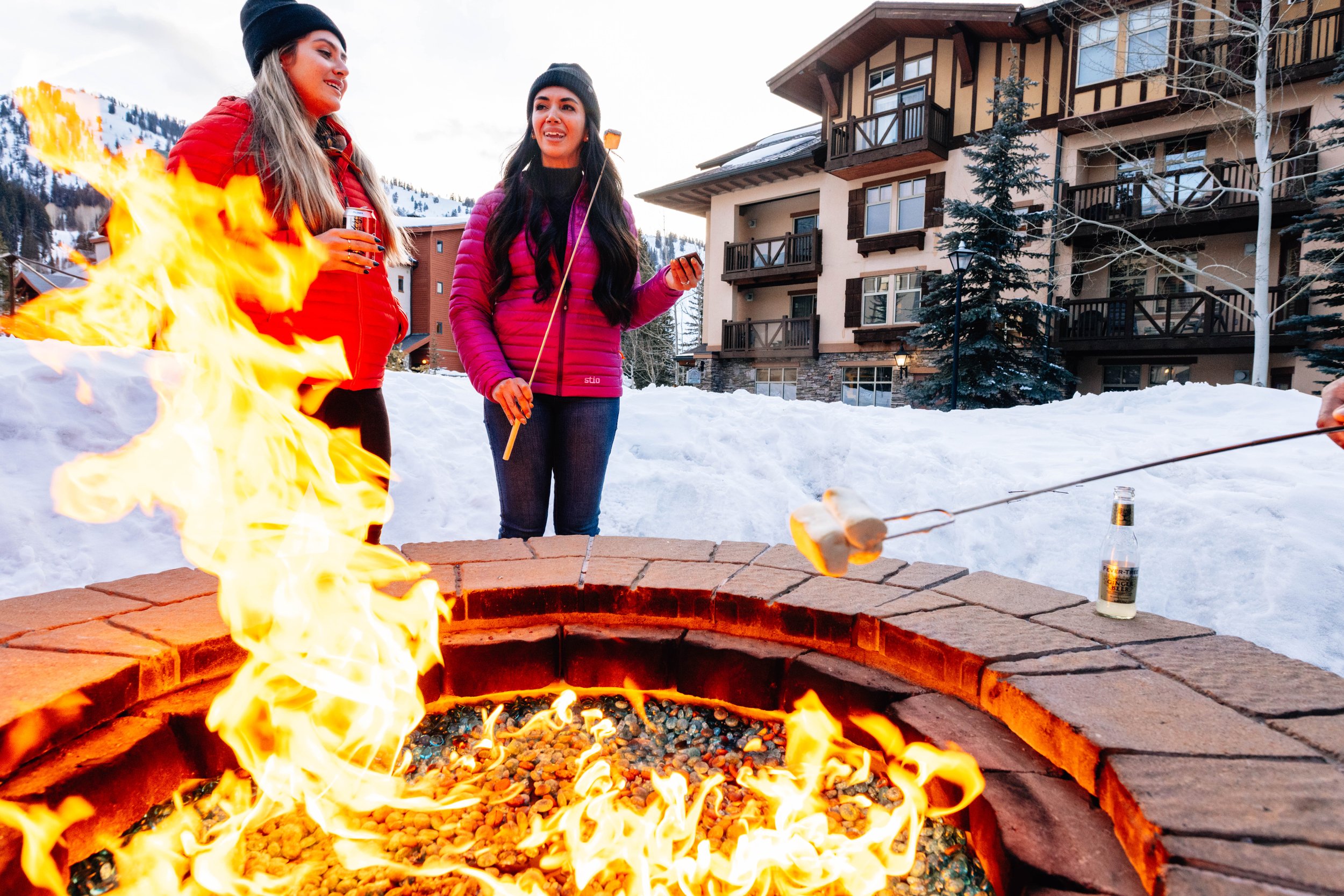 22_SkiUtah_Apres_SeanRyan-5012.jpg