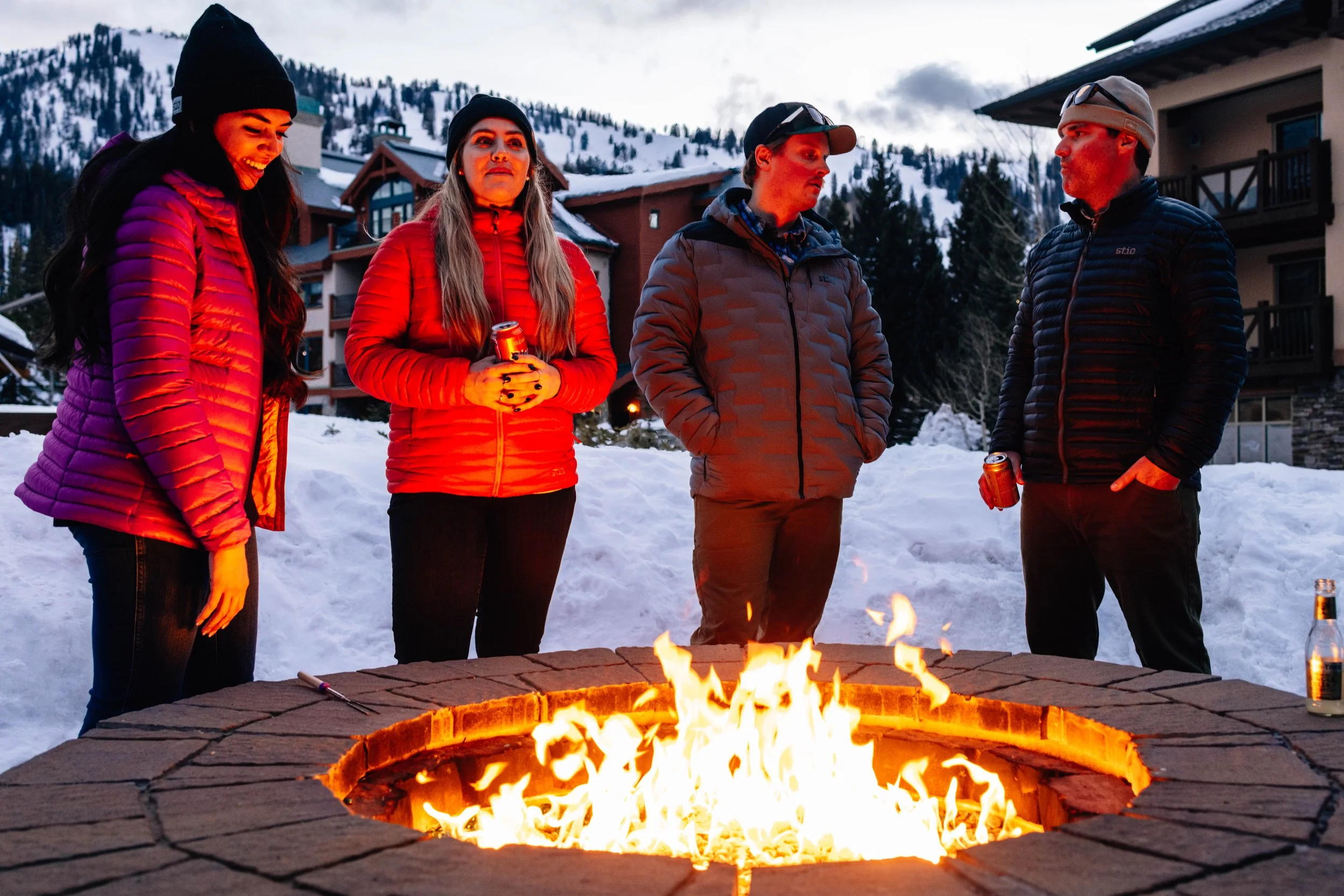 22_SkiUtah_Apres_SeanRyan-5411.jpg