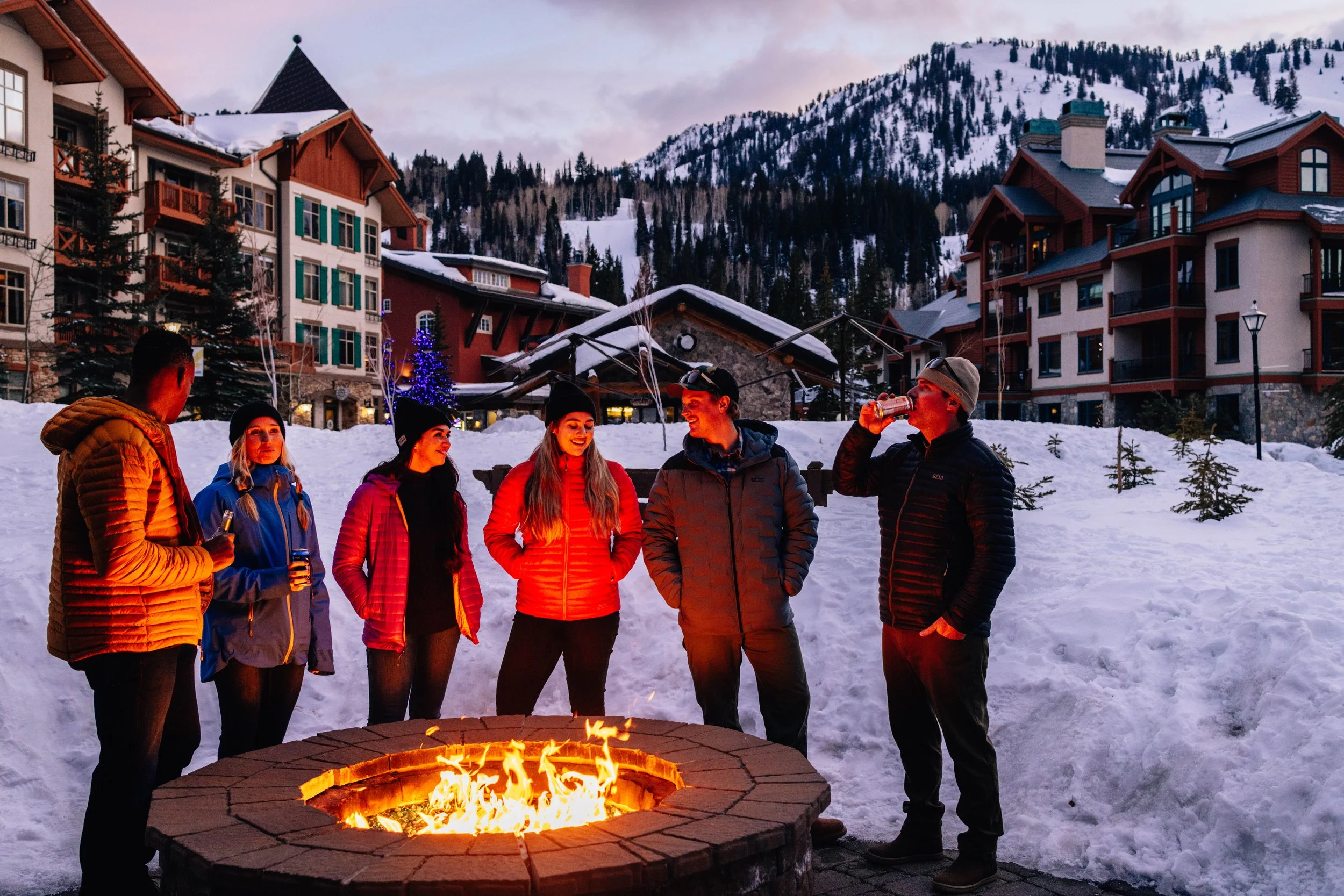 22_SkiUtah_Apres_SeanRyan-5556.jpg