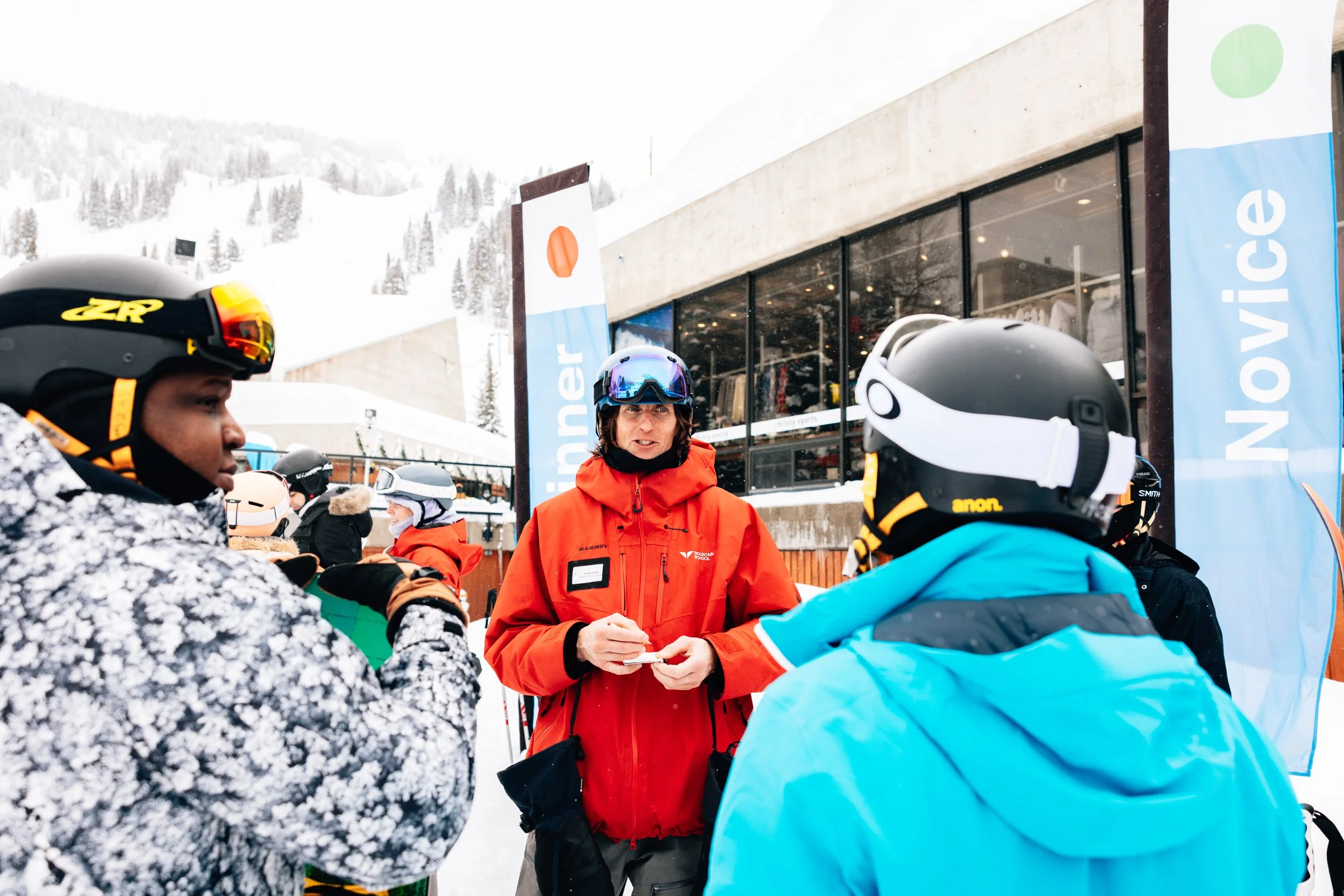 DiscoverWinter23_SkiUtah_Snowbird_SeanRyan-0599.jpg