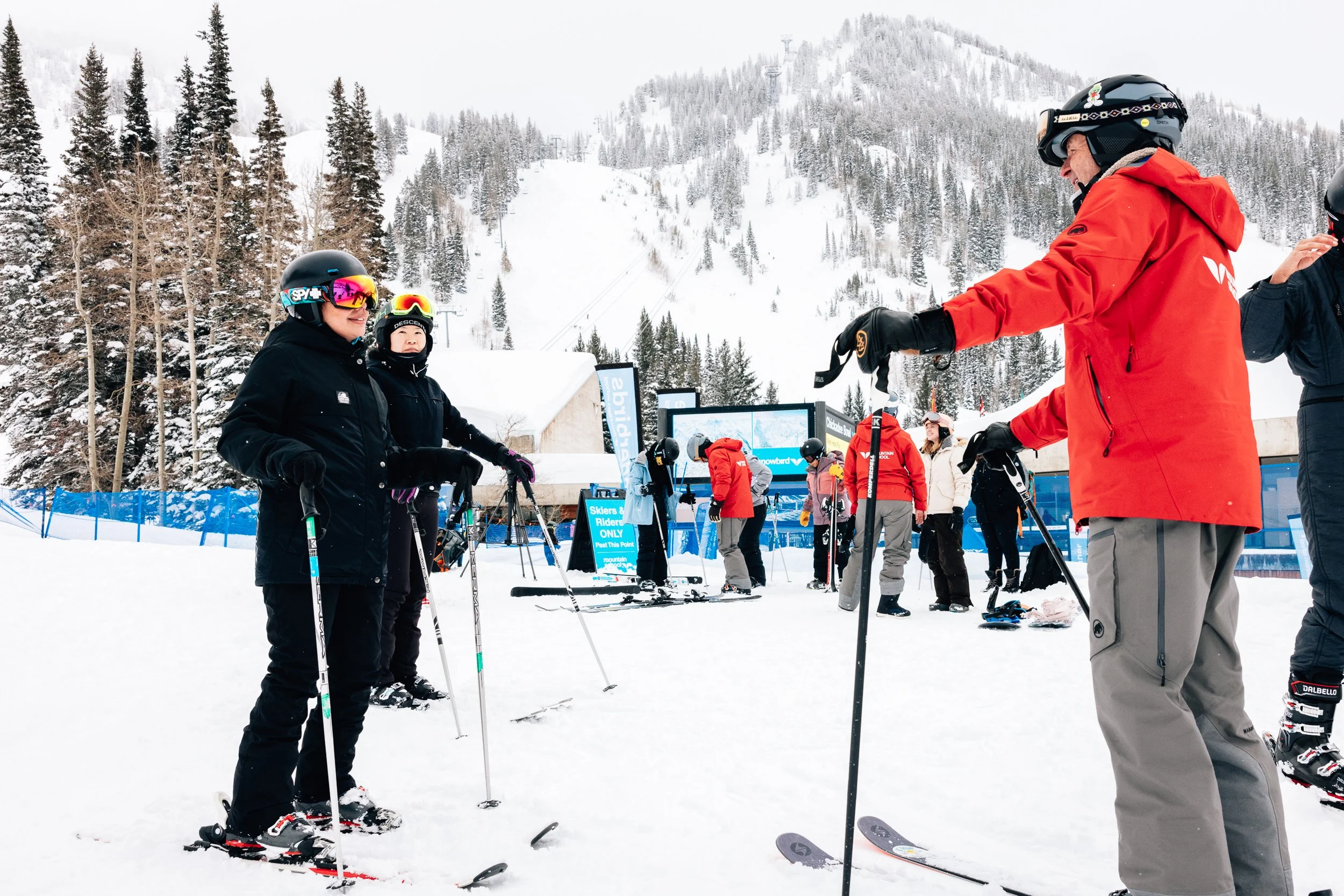 DiscoverWinter23_SkiUtah_Snowbird_SeanRyan-0726.jpg