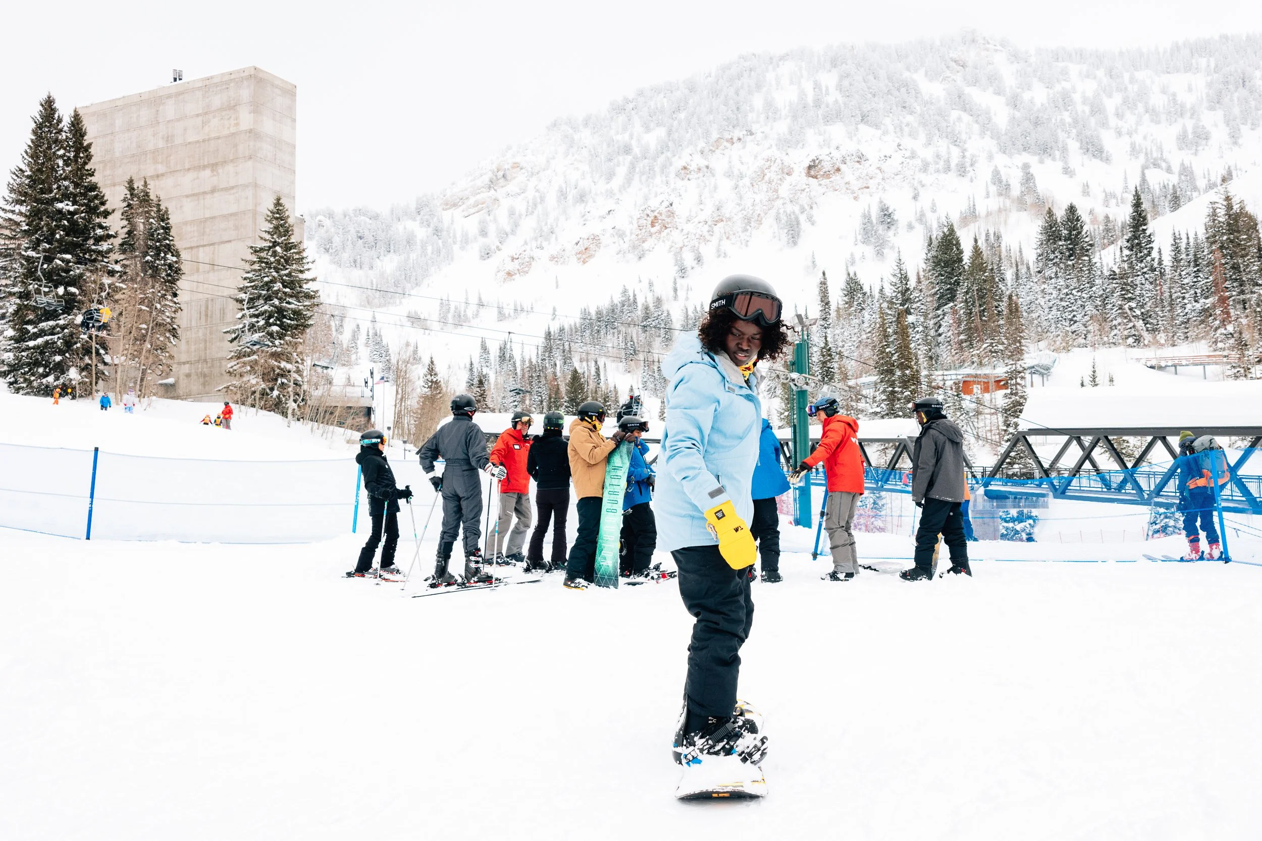 DiscoverWinter23_SkiUtah_Snowbird_SeanRyan-0809.jpg