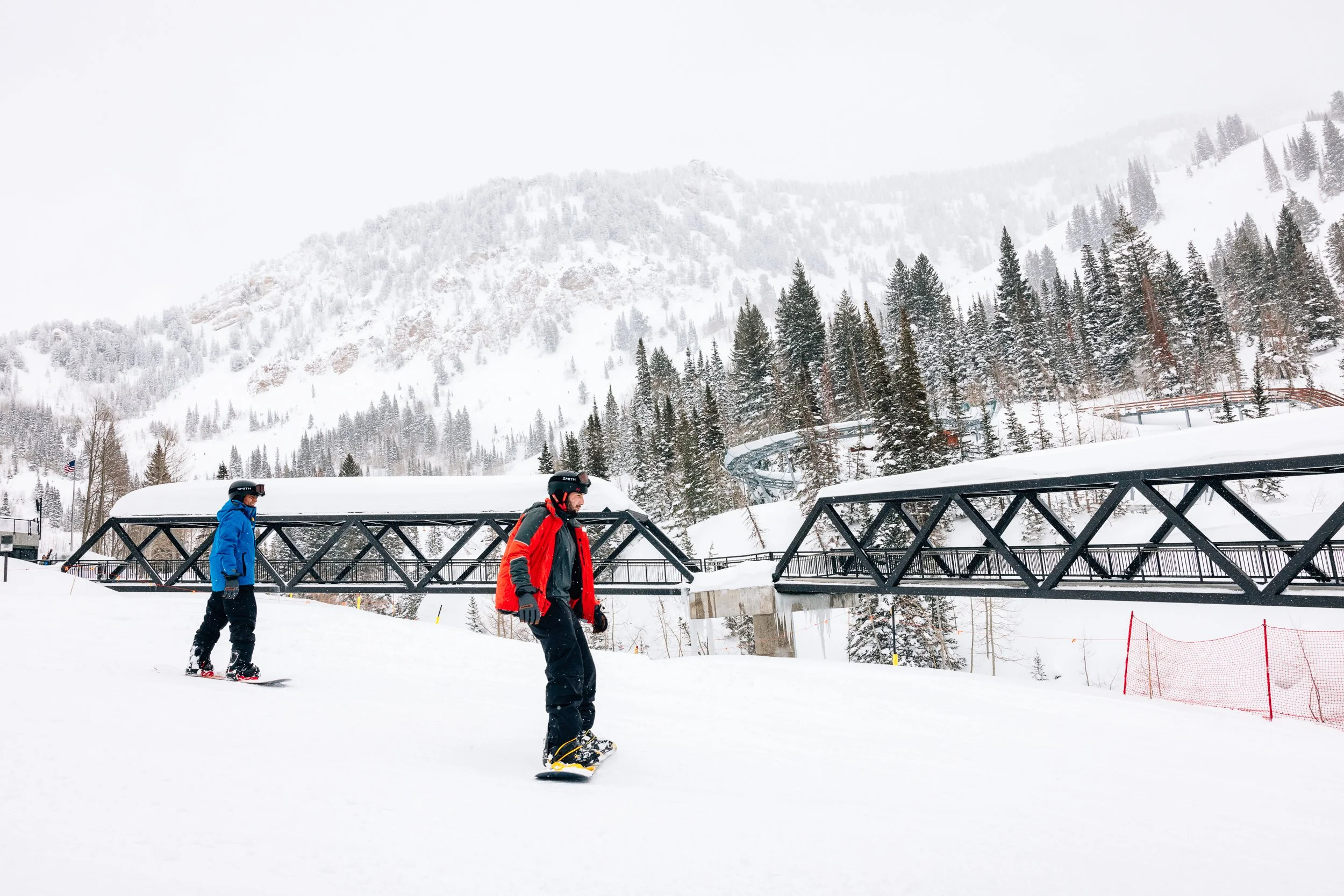 DiscoverWinter23_SkiUtah_Snowbird_SeanRyan-1066.jpg
