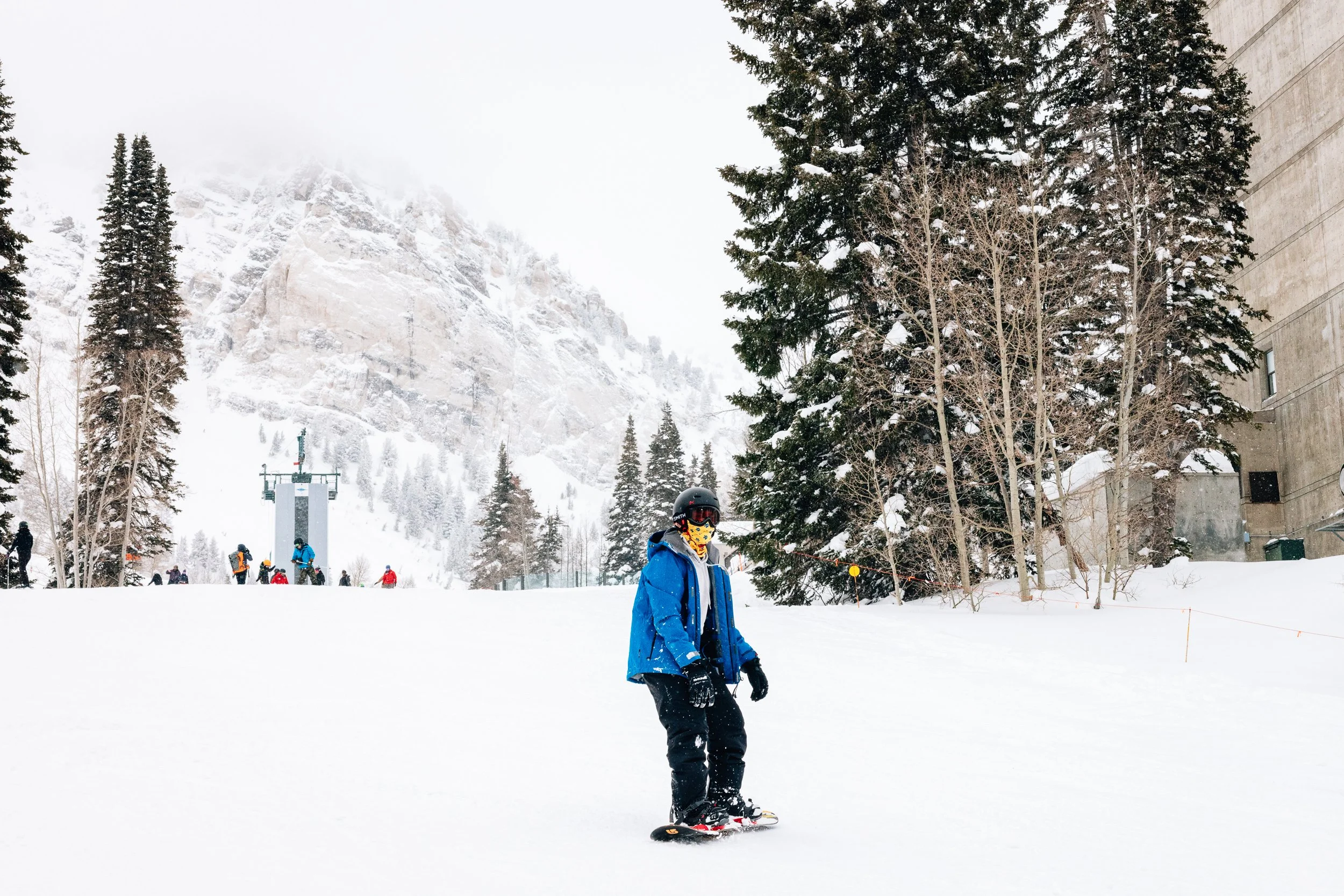 DiscoverWinter23_SkiUtah_Snowbird_SeanRyan-1071.jpg