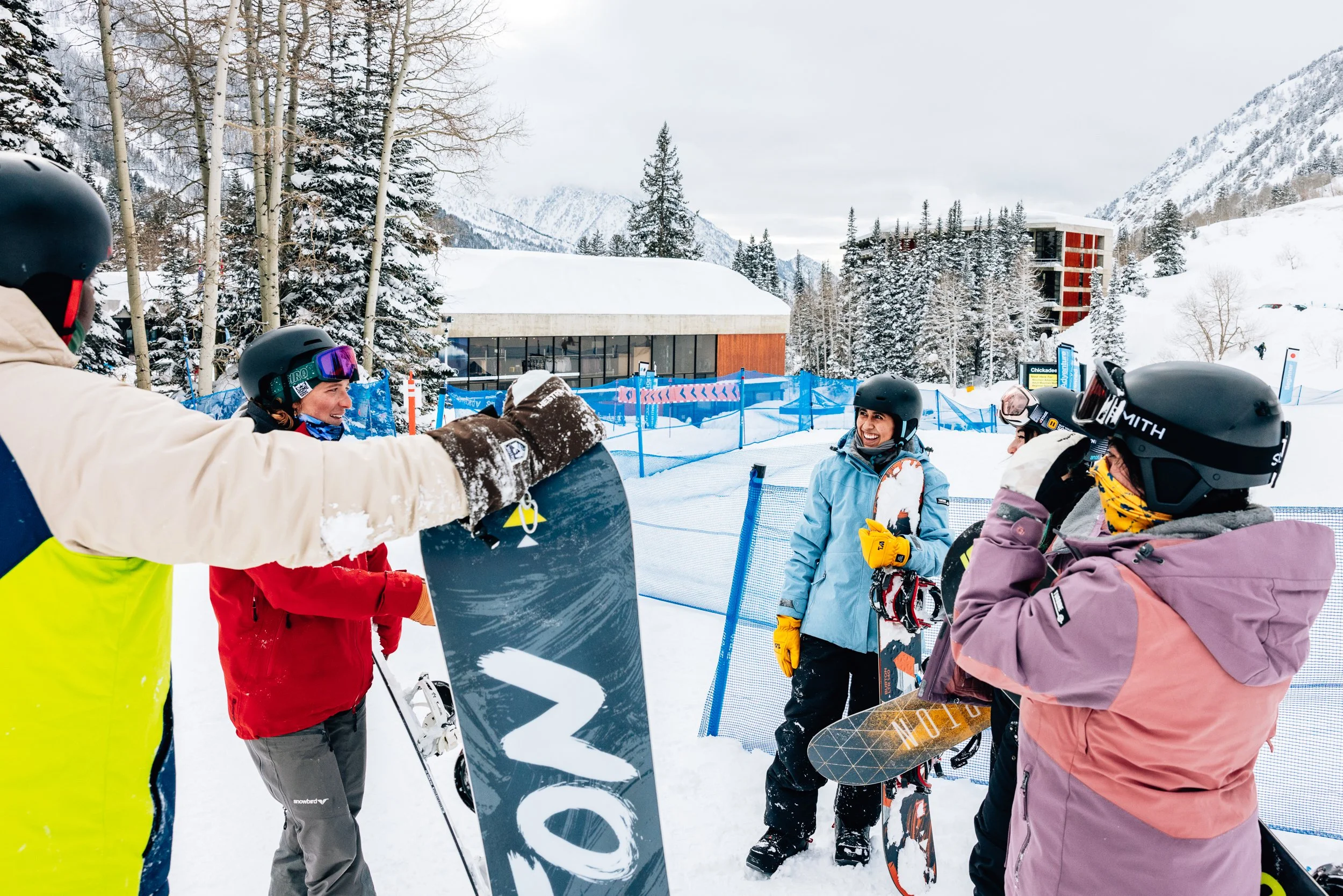 DiscoverWinter23_SkiUtah_Snowbird_SeanRyan-1489.jpg