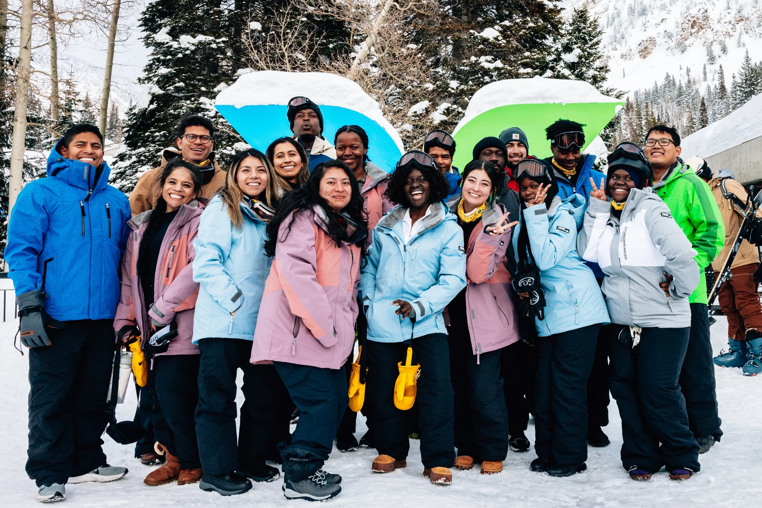 DiscoverWinter23_SkiUtah_Snowbird_SeanRyan-1528.jpg
