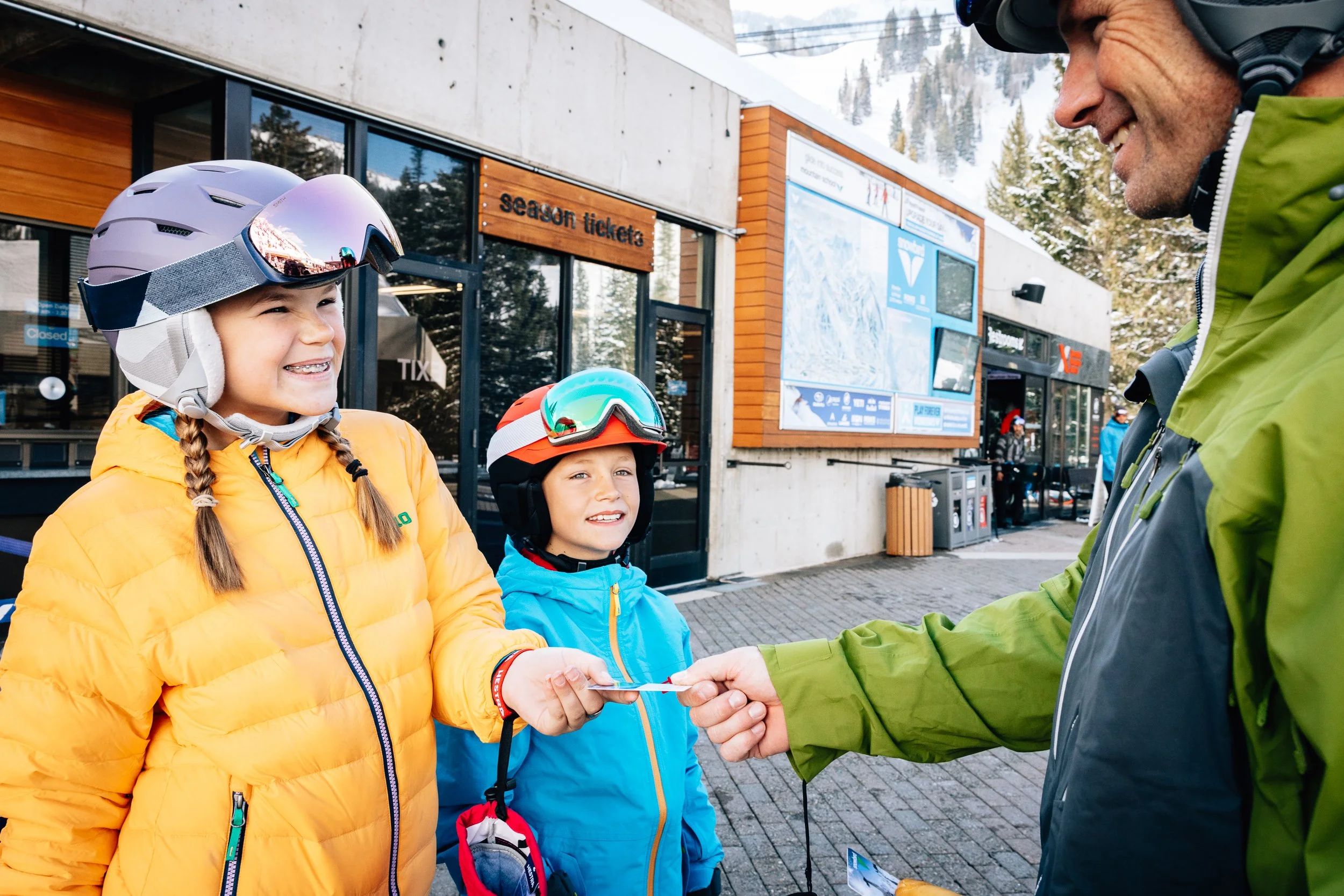 23_SkiUtah_Passport_SeanRyan-9158.jpg
