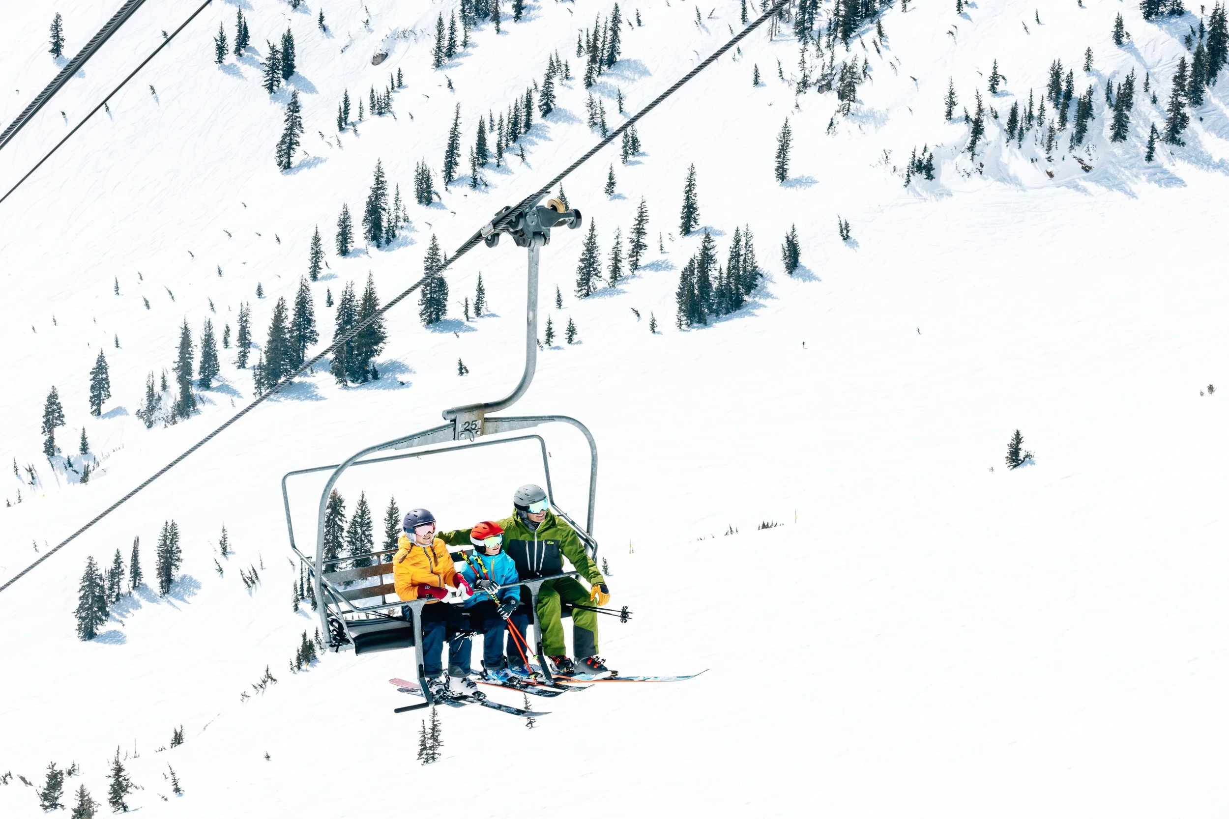 23_SkiUtah_Passport_SeanRyan-0002.jpg