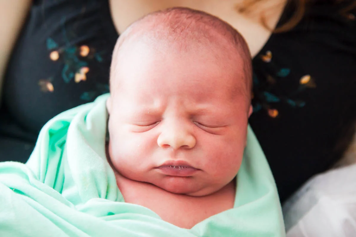 hospital newborn photography chicago02.jpg