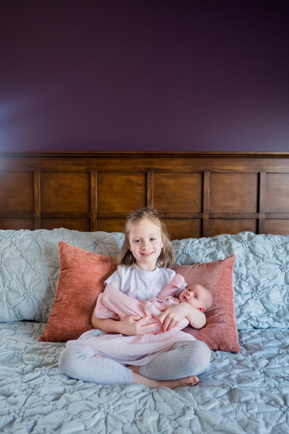 sister-with-newborn-photograph-chicago--3.jpg
