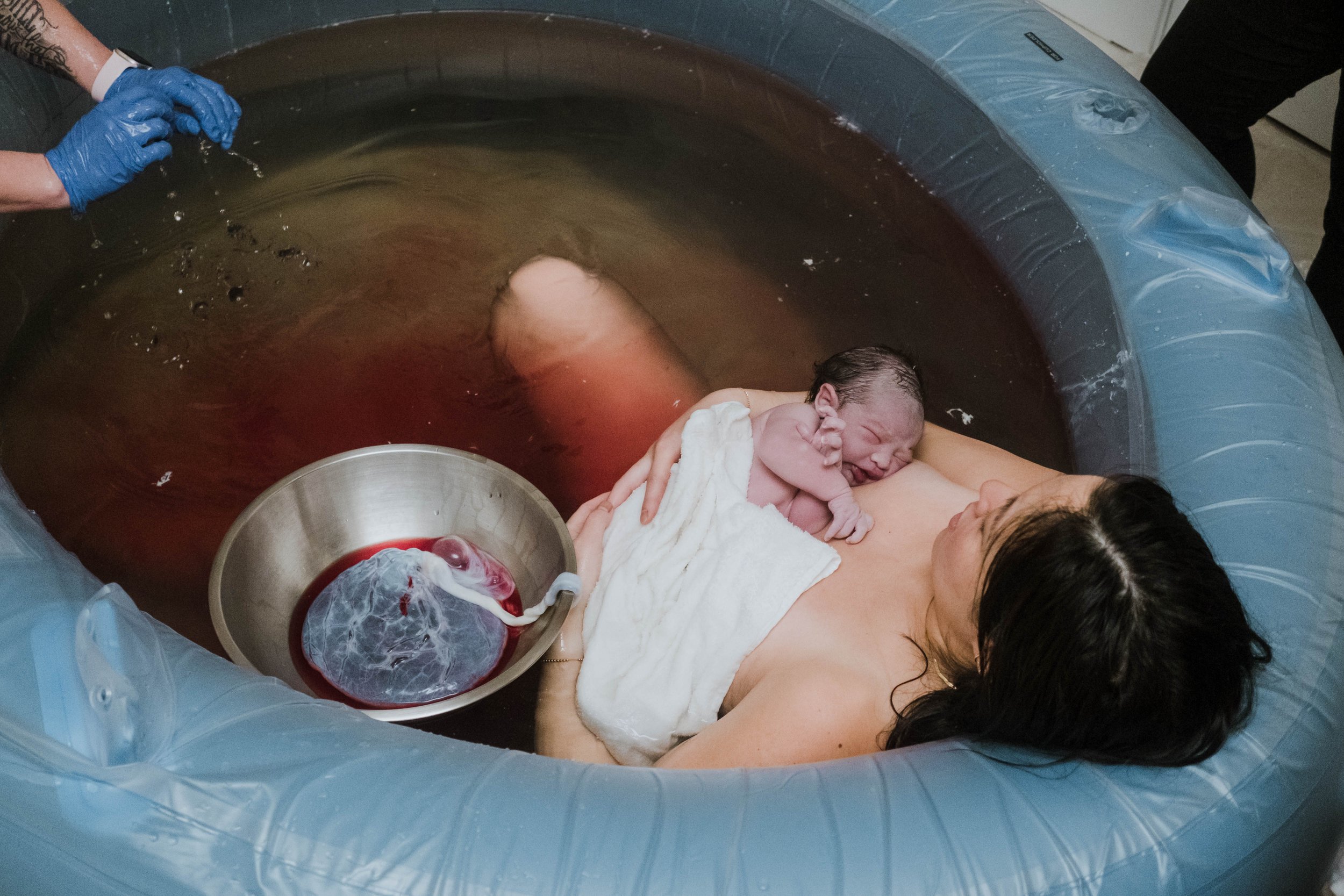 homebirth-photographer-chicago003.jpg