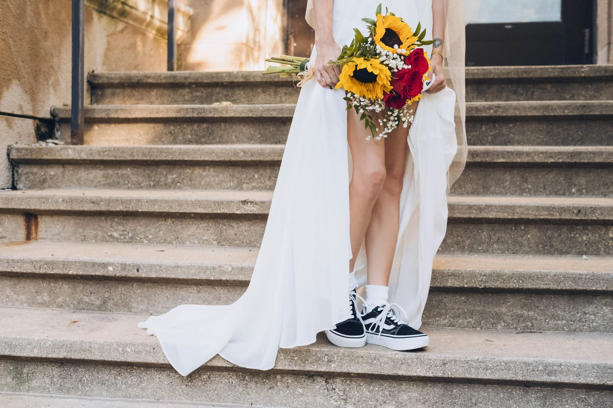 creative-artsy-wedding-photos-elopement-chicago003.jpg