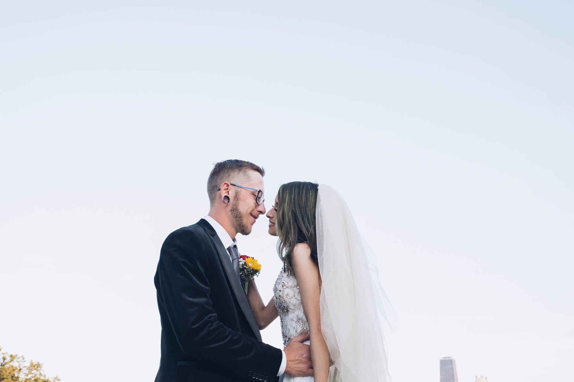 creative-artsy-wedding-photos-elopement-chicago029.jpg