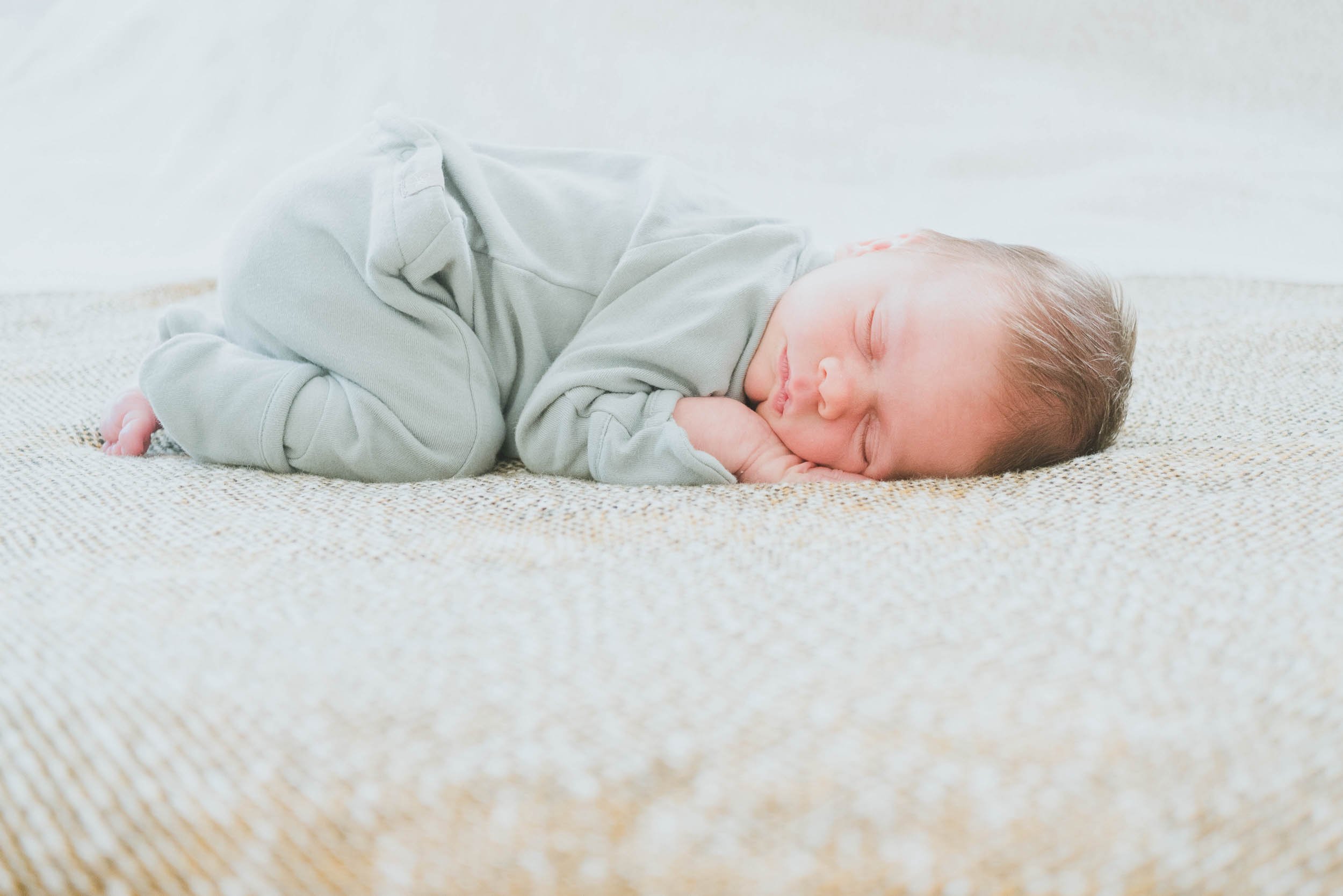 newborn-photography-two-moms-lisle-naperville-downersgrove-elgin-70.jpg