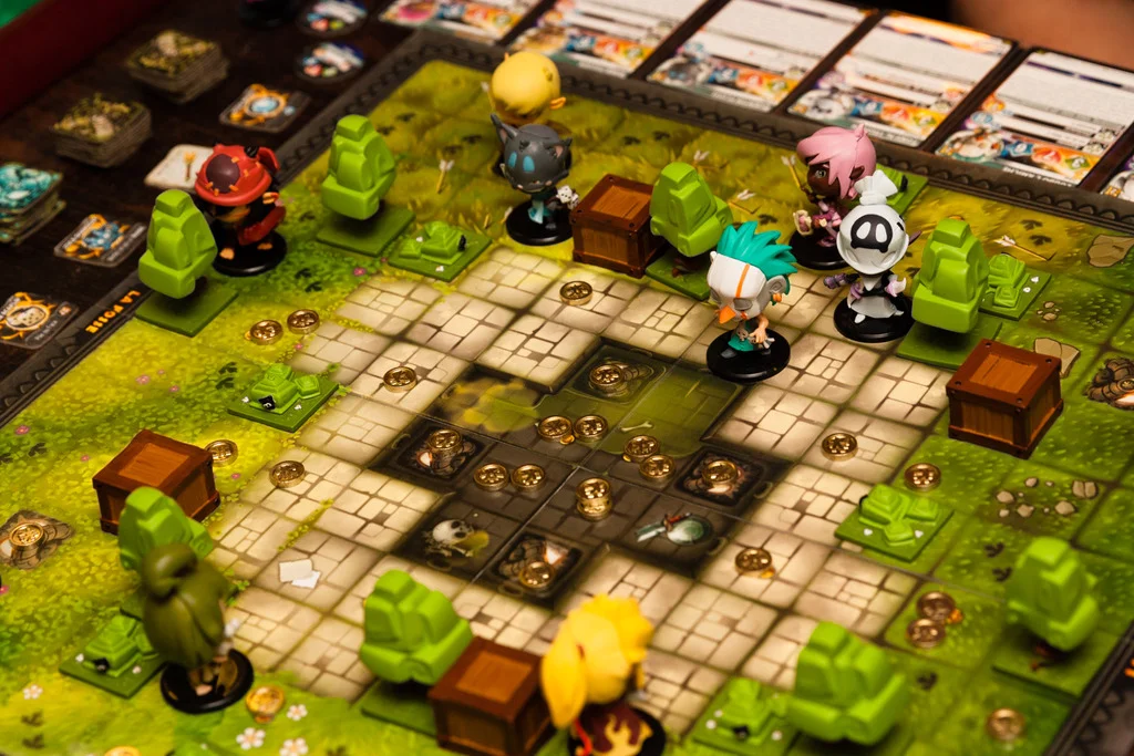 Since my idea to adapt this old VG design to a boardgame, i've been made aware of several tabletop games inspired by the same source material. ( Endless: Fantasy Tactics , Krosmaster Arena , Pixel Tactics , etc.) They mostly have very different focus, and all have their flaws like any game. But hopefully a different approach can be taken here that does what these designs don't. ( Eric Kouris )