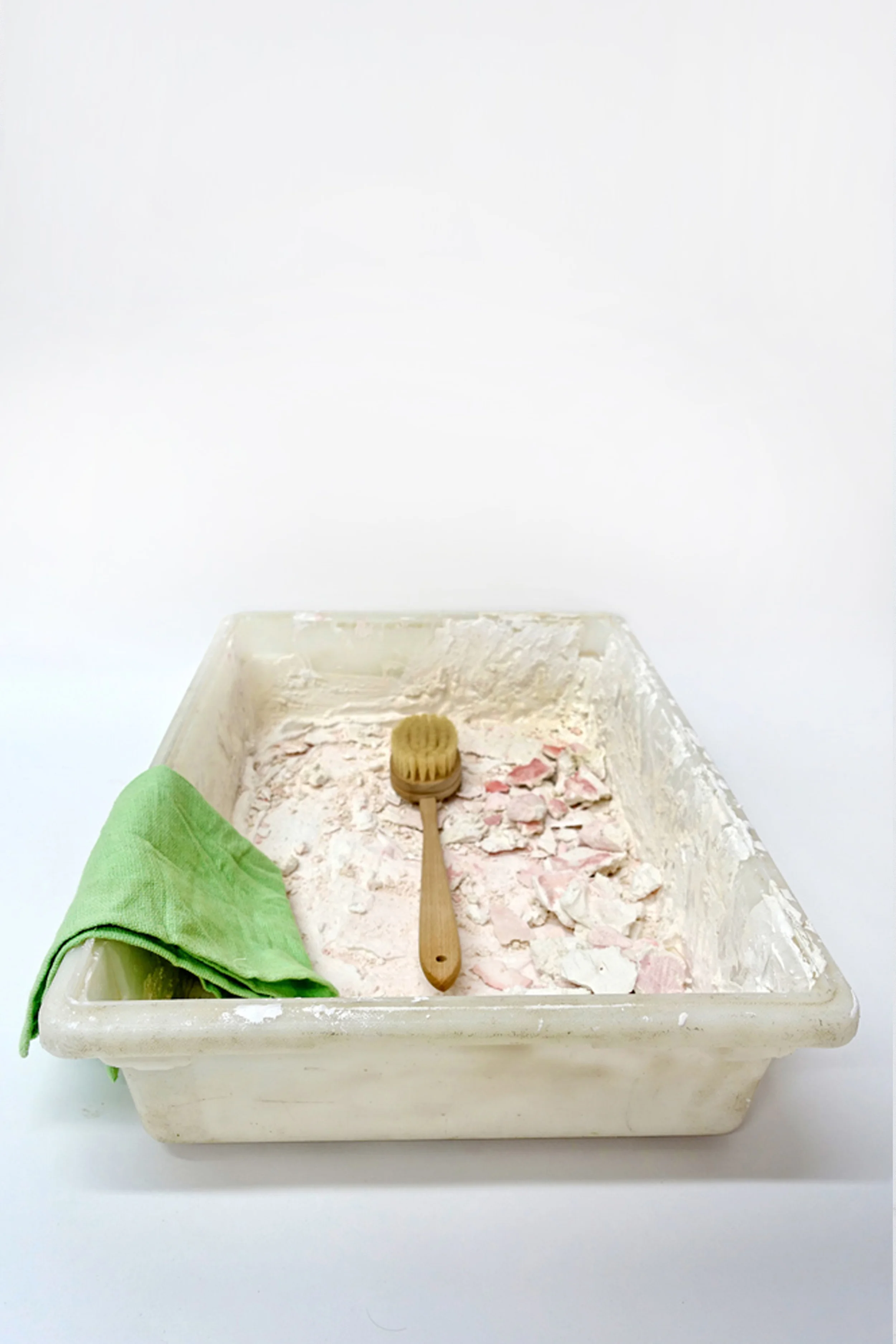 THIS BODY uline plastic container, shop cloth plaster and fabric residue, dry body brush 24" x 15" x 8" 2014