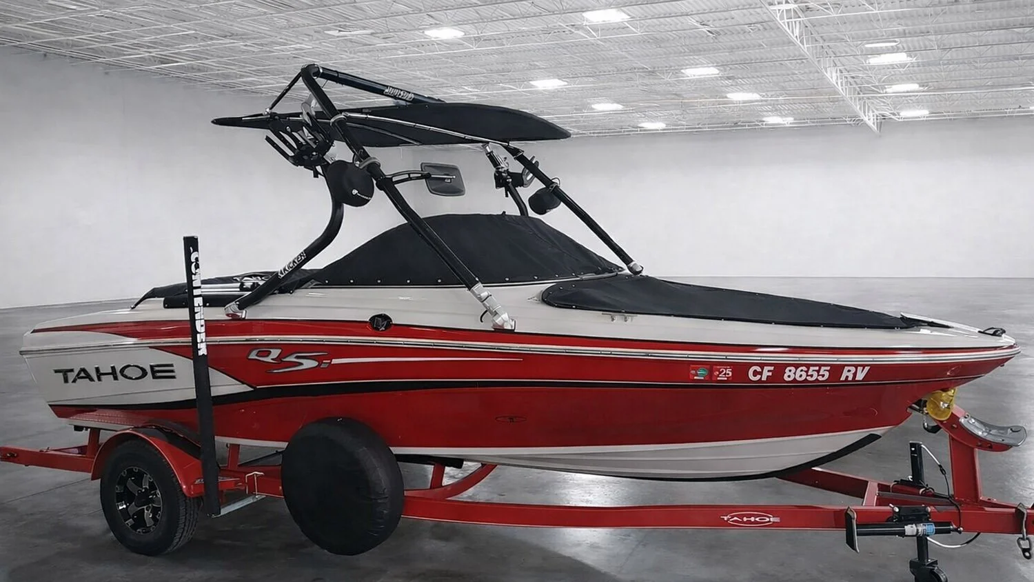 Flat top bimini on the Pro Series tower