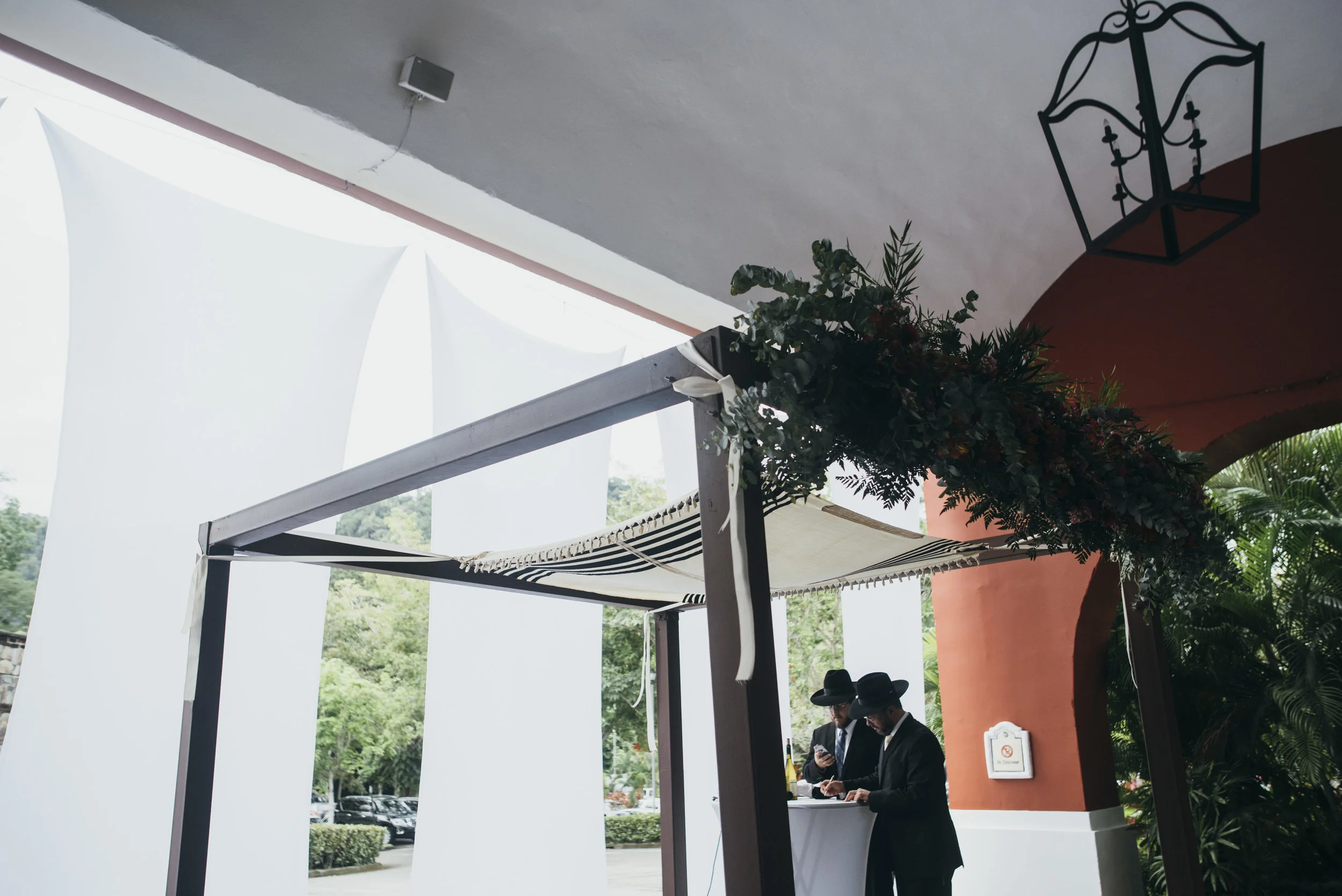 L&B Wedding-527.jpg