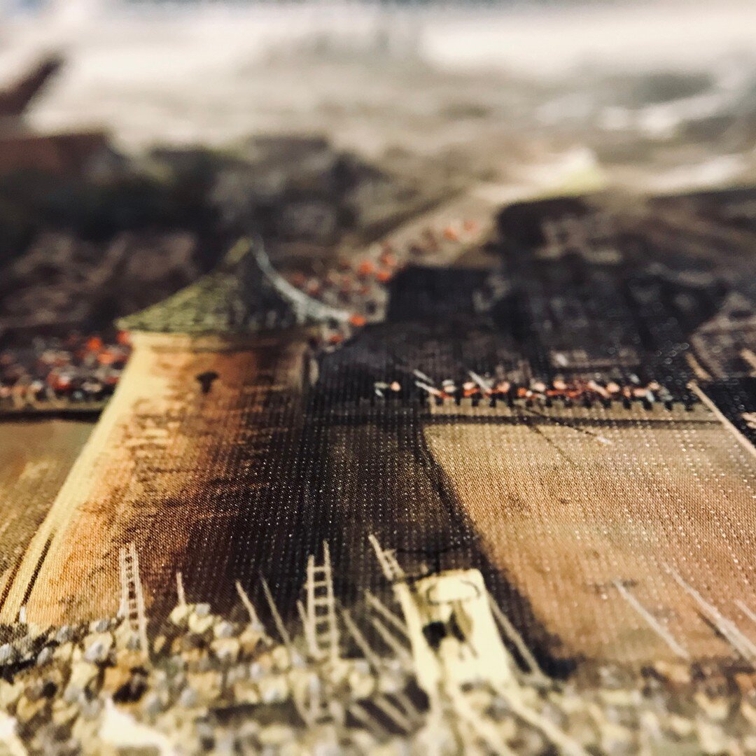 #6 Which board game am I? 🤔This is our sixth abstract board game box 🗃️ 📸challenge. The answer to challenge #5 is #santorini did you guess correctly?⁠ I like discovering the small detail in the artwork that can often be overlooked 🔎