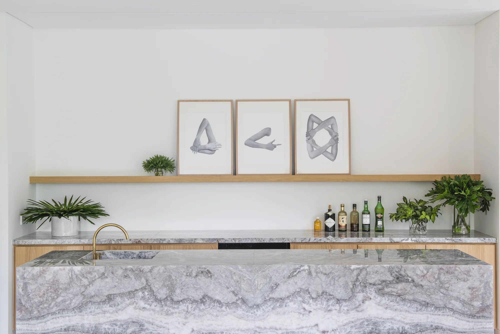 5_Dining Room Bar Counter-1.JPG