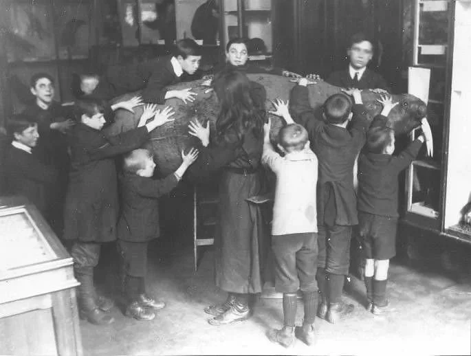 Image sourced from the Public Domain Image Archive / Tyne and Wear Archives and Museums / Flickr: The Commons