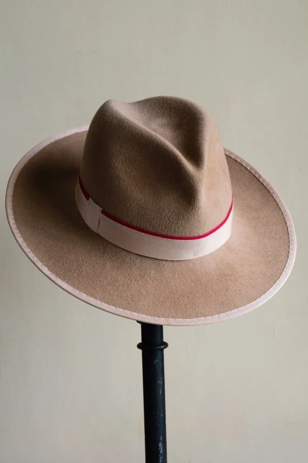 Beige peachbloom felt trilby.jpg