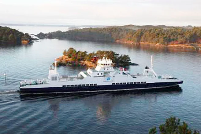 Gassferja "Selbjørnsfjord" på strekninga Halhjem – Våge er ei av 20 ferjer som trafikkerer 16 fylkesvegsamband i Hordaland. (Foto: FosenNamsos Sjø AS)