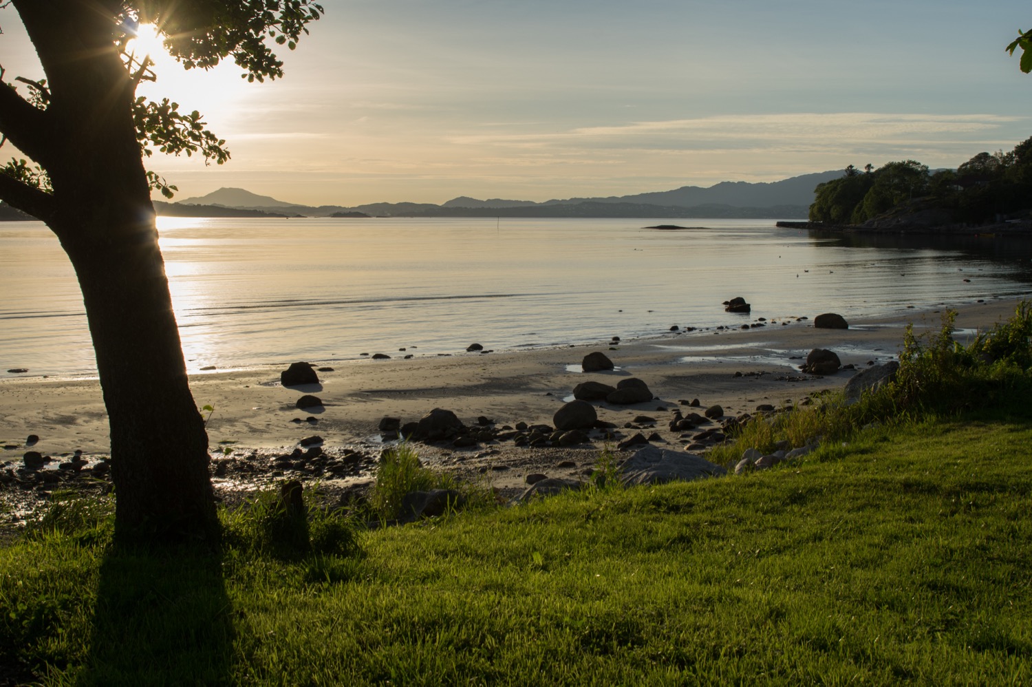 Vakker kveld i Sandvikjo på Halsnøy.