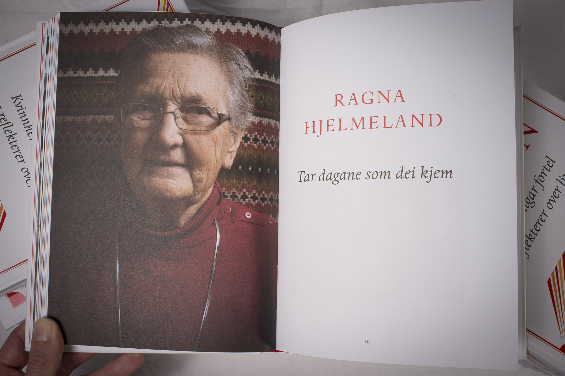 Ragna Hjelmeland er ein av tolv som er med i boka «Godt vaksen». (Foto: Kristen Børje Hus)